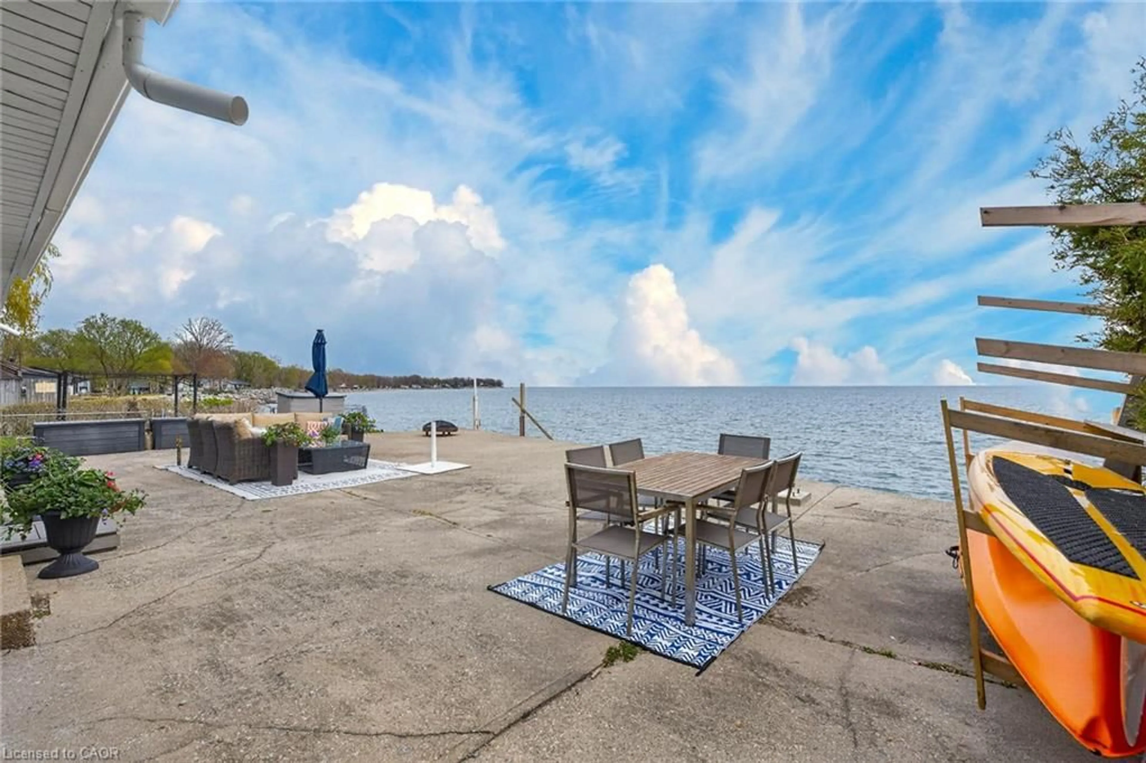 Patio, water/lake/river/ocean view for 277 Baygrove Line, Dunnville Ontario N1A 2W8