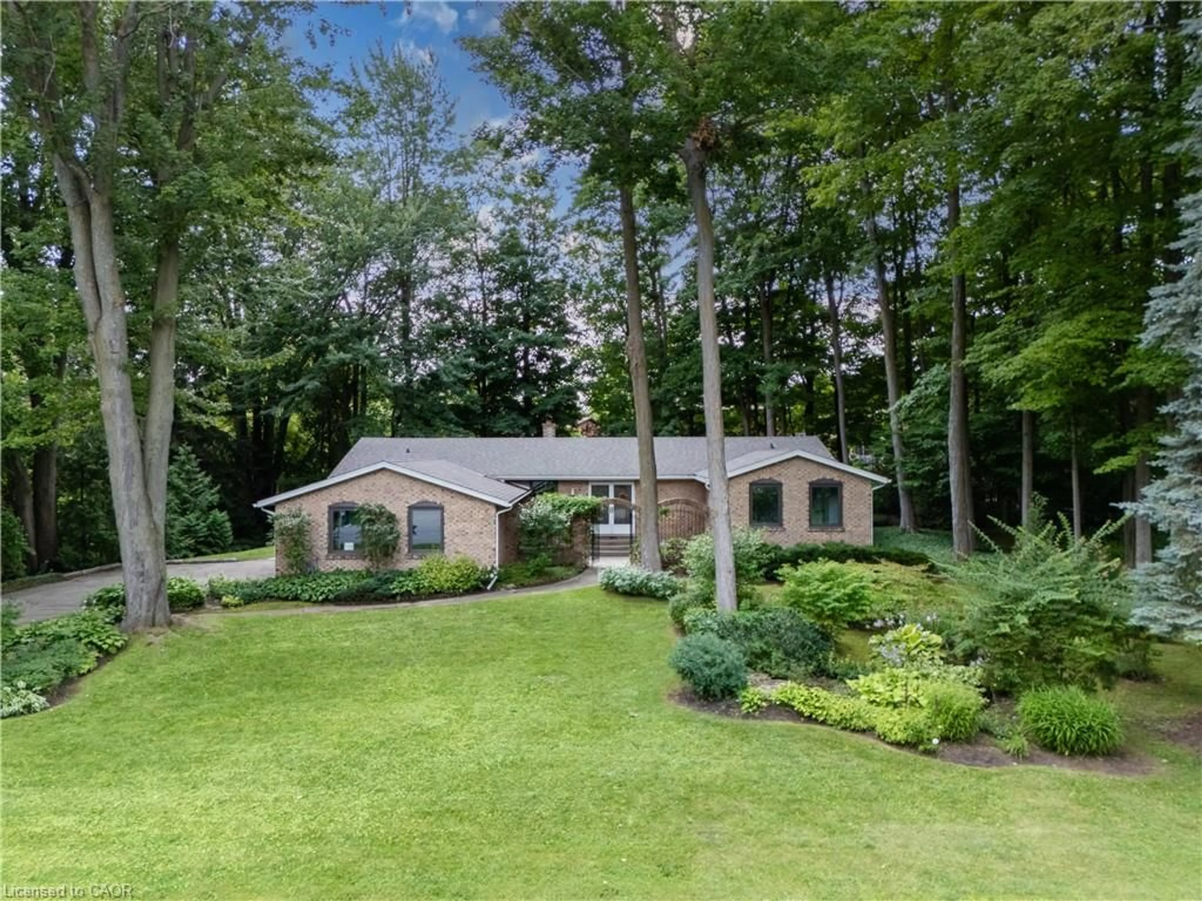 Unknown for 519 Oxbow Rd, Waterloo Ontario N2K 1Y5
