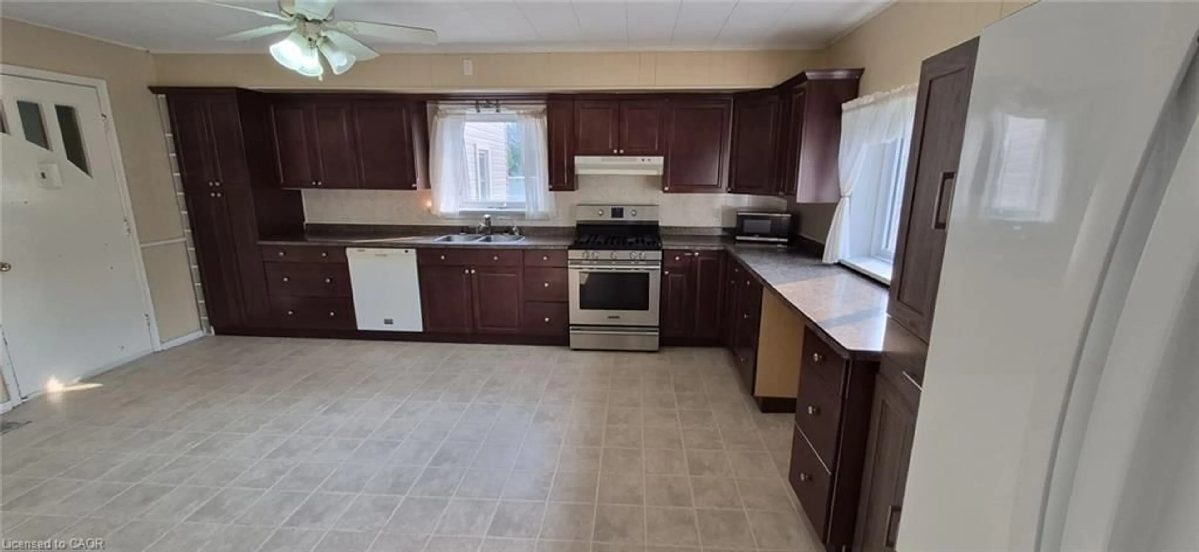 Standard kitchen, unknown for 8696 Road 164 Rd, Gowanstown Ontario N0G 1Y0
