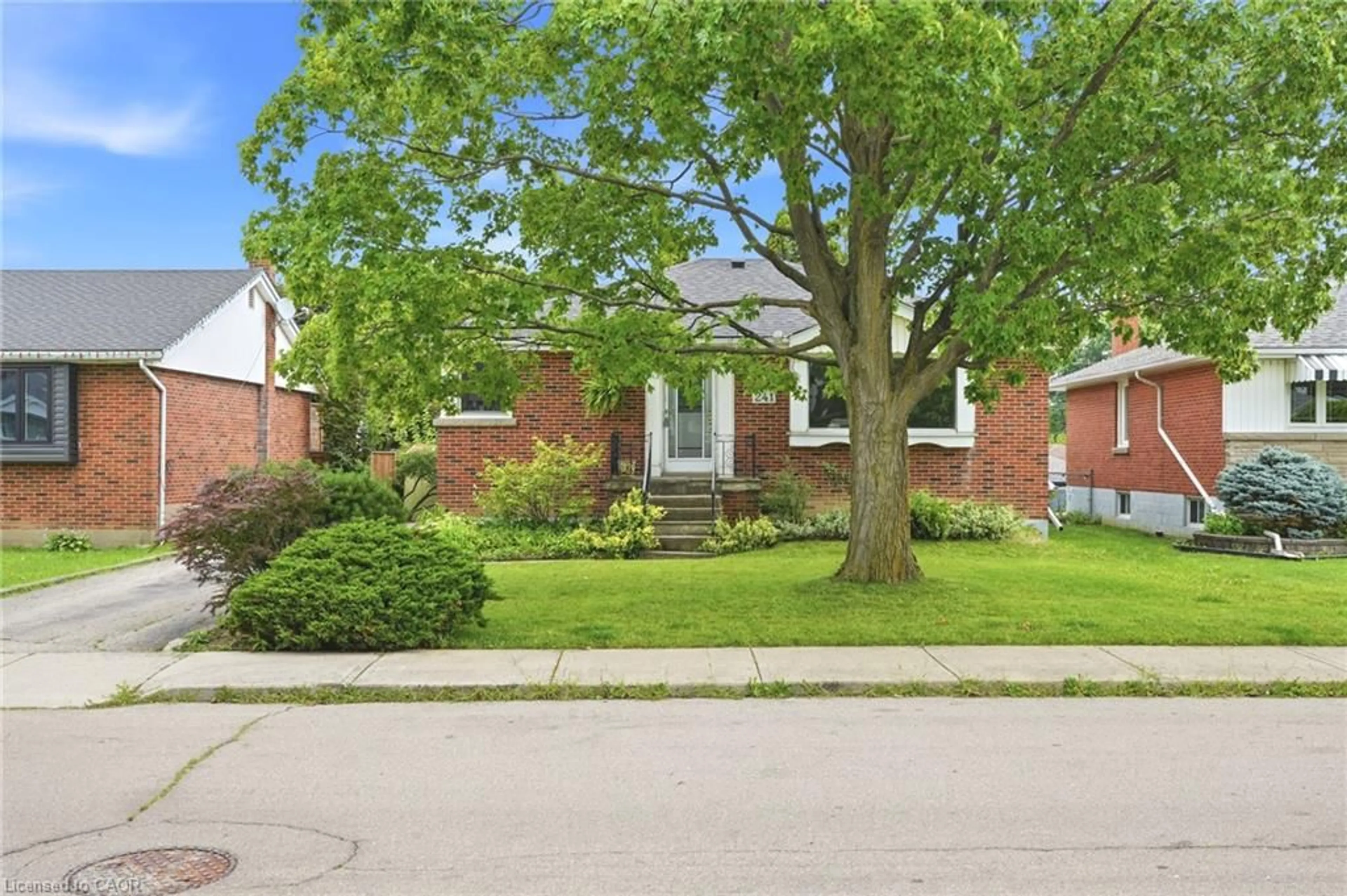 Home with brick exterior material, street for 241 East 44th St, Hamilton Ontario L8T 3H7