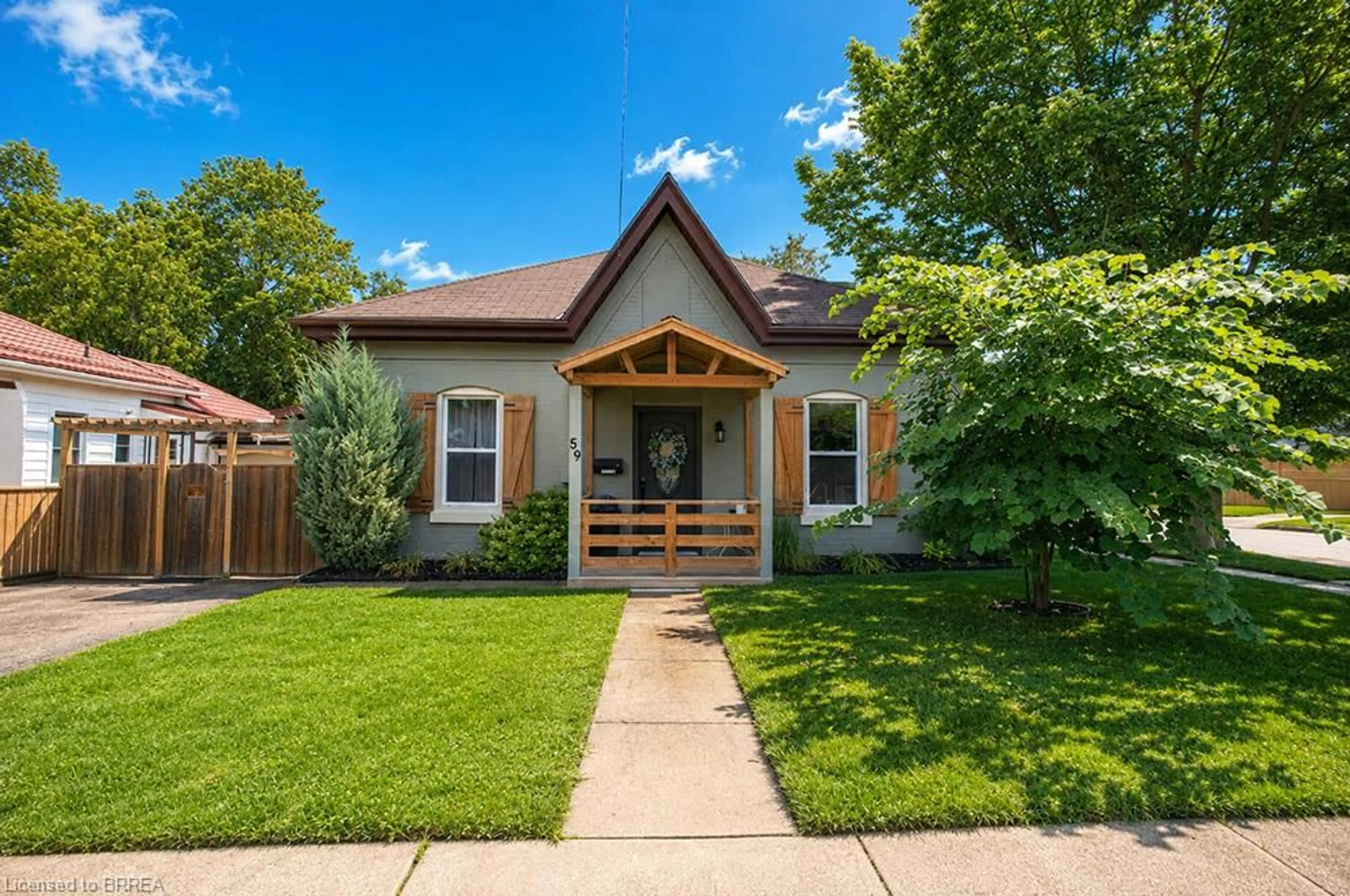 Home with brick exterior material, street for 59 Brock St, Brantford Ontario N3S 5T9