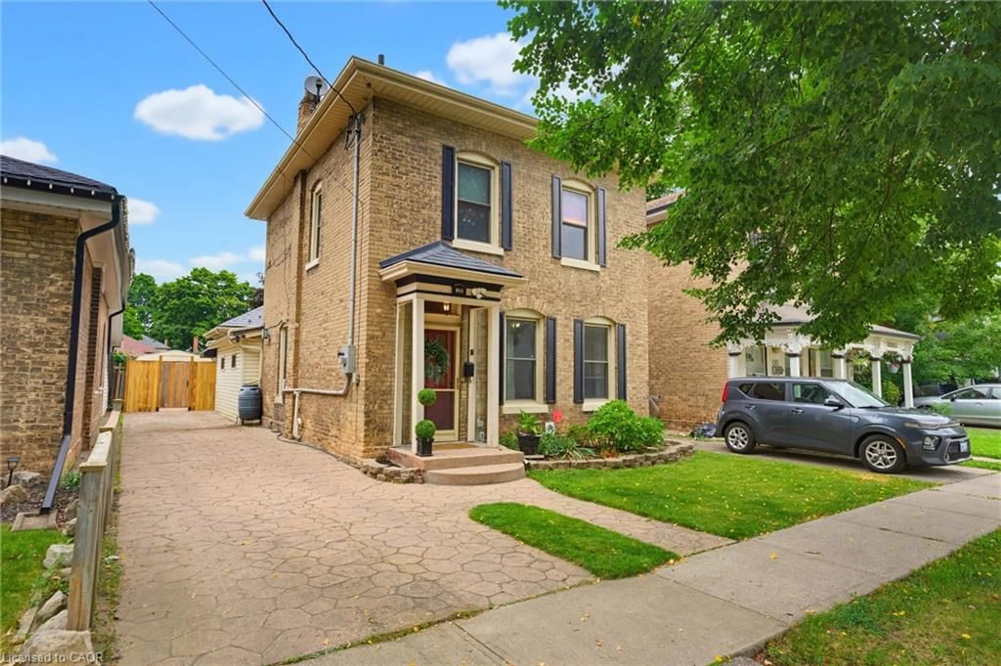 Home with brick exterior material, street for 188 Chatham St, Brantford Ontario N3S 4G7