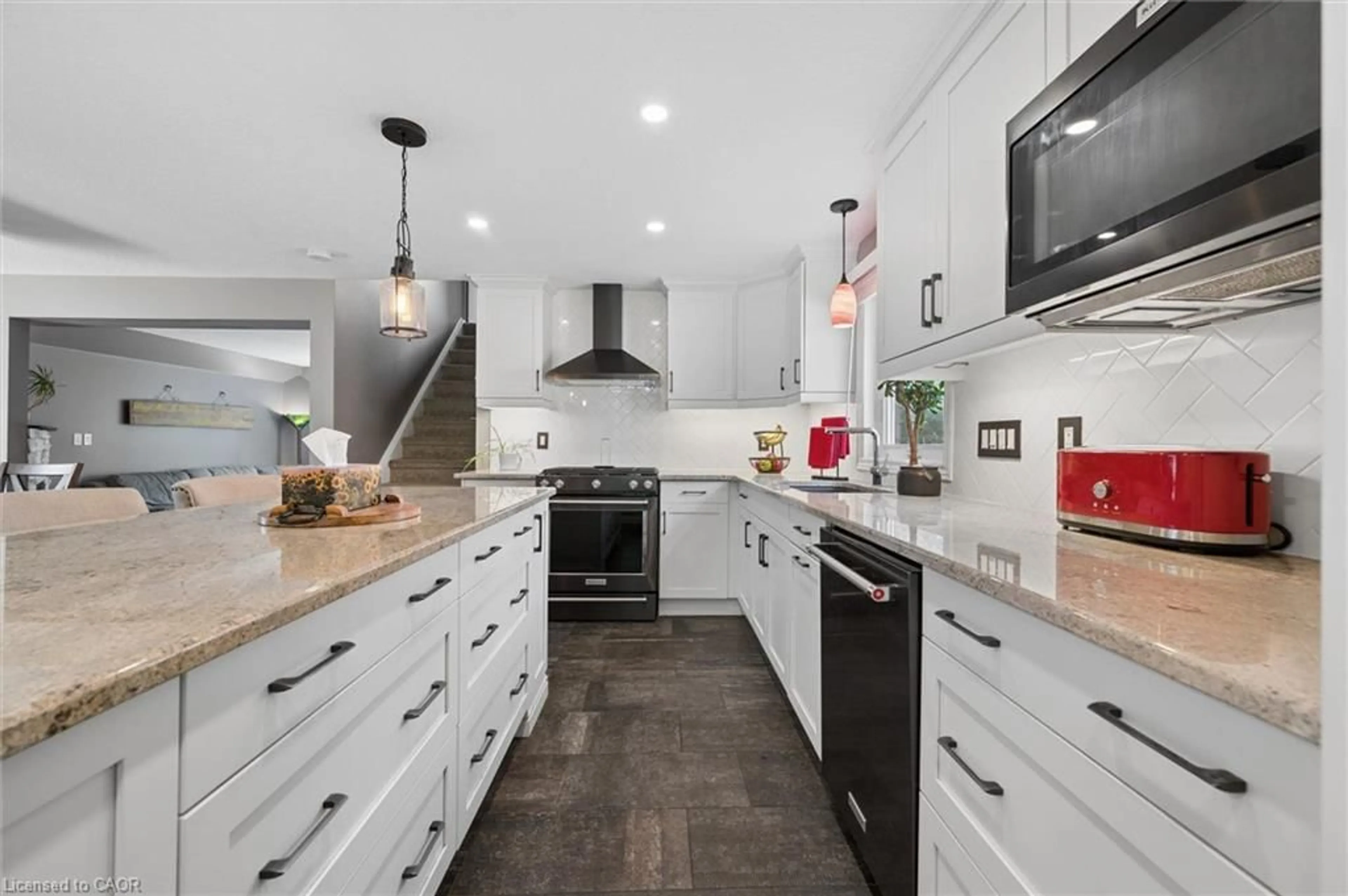 Open concept kitchen, ceramic/tile floor for 81 Candlewood Dr, Guelph Ontario N1K 1T7