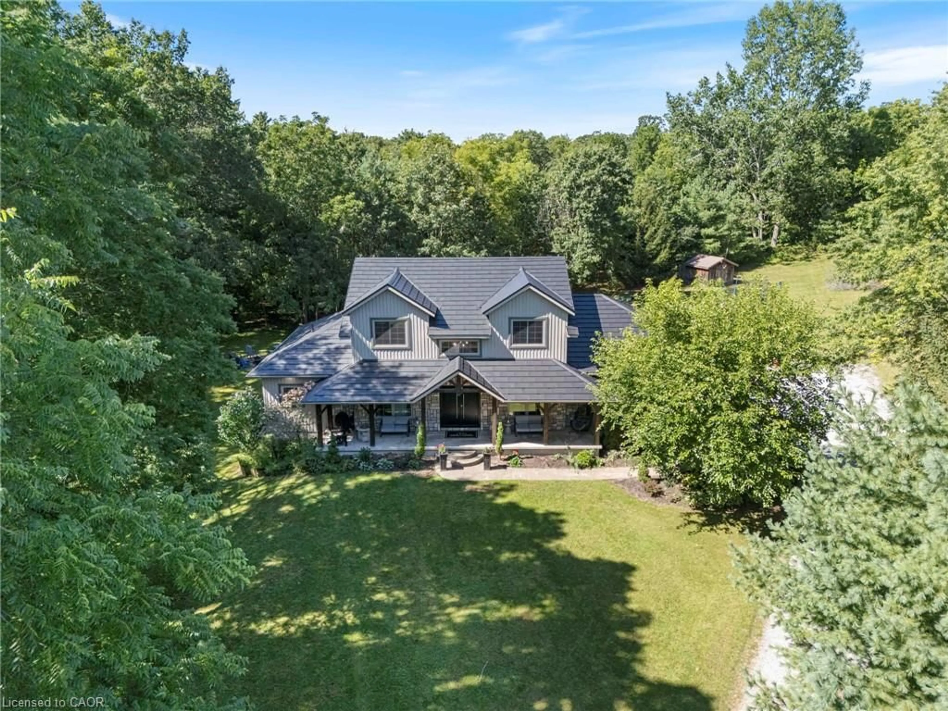 A pic from outside/outdoor area/front of a property/back of a property/a pic from drone, unknown for 9 Michael's Lane, Tillsonburg Ontario N4G 4G9