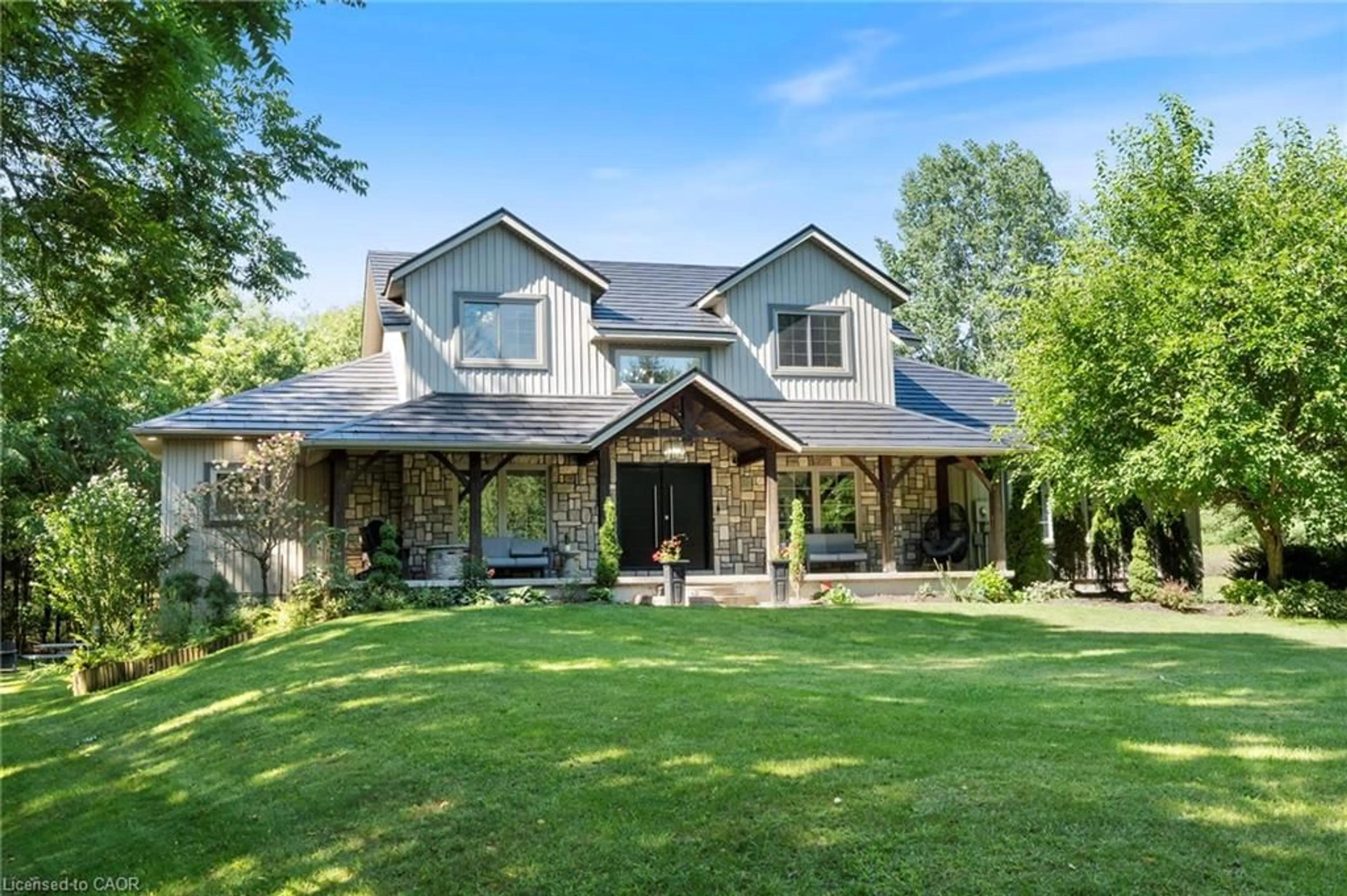Home with brick exterior material, mountain view for 9 Michael's Lane, Tillsonburg Ontario N4G 4G9