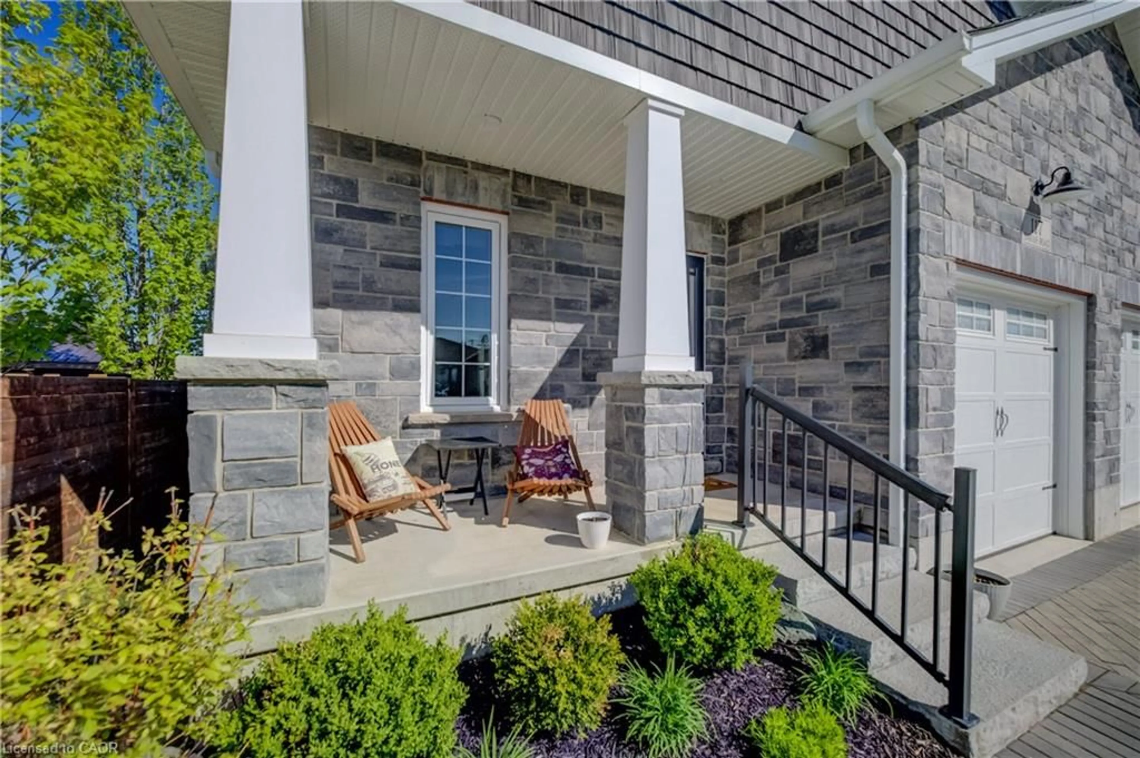 Patio, street for 117 Sarah Rd, Mount Forest Ontario N0G 2L2