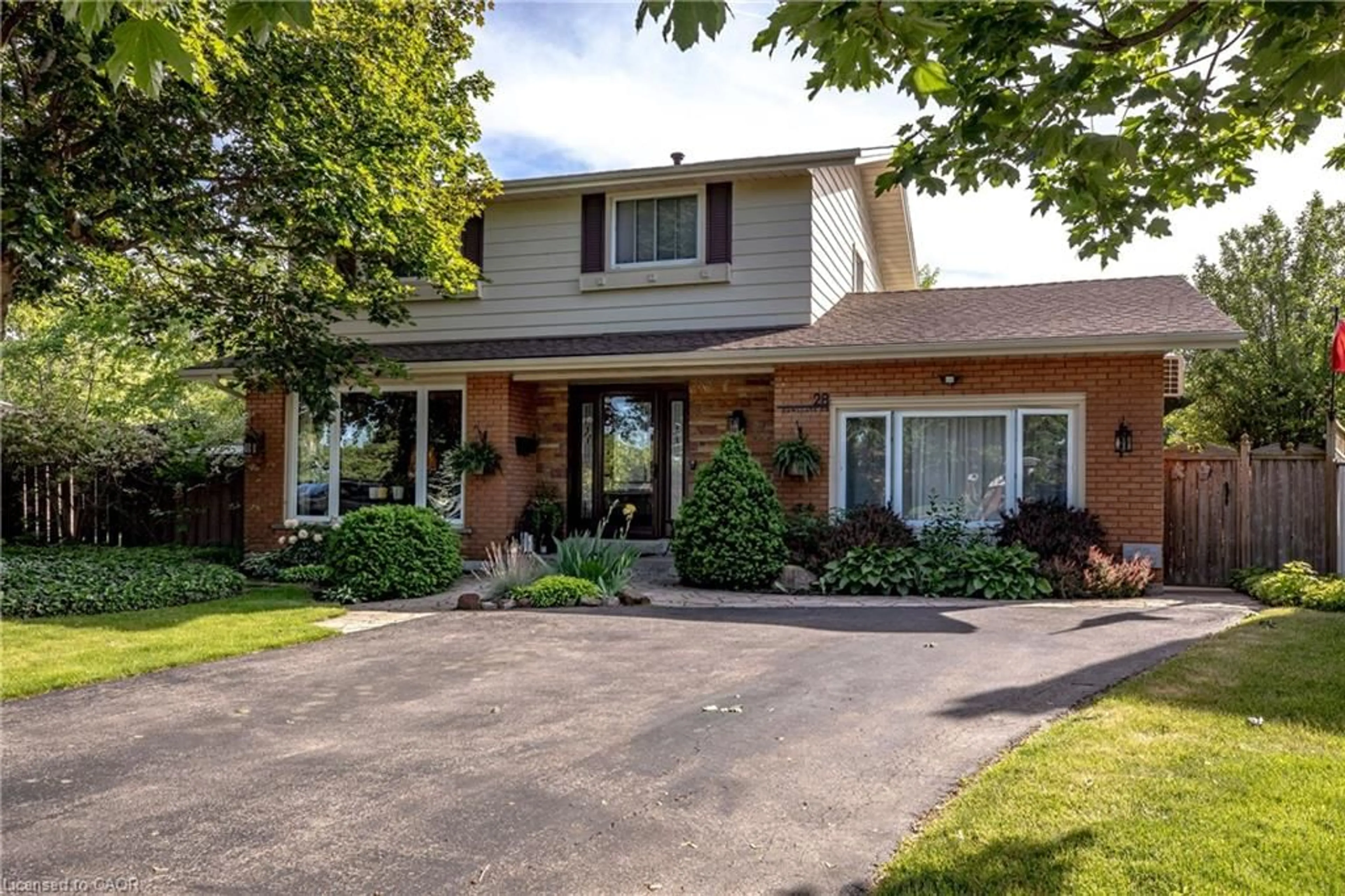 Home with brick exterior material, street for 28 Ramsgate Dr, Stoney Creek Ontario L8G 3V5