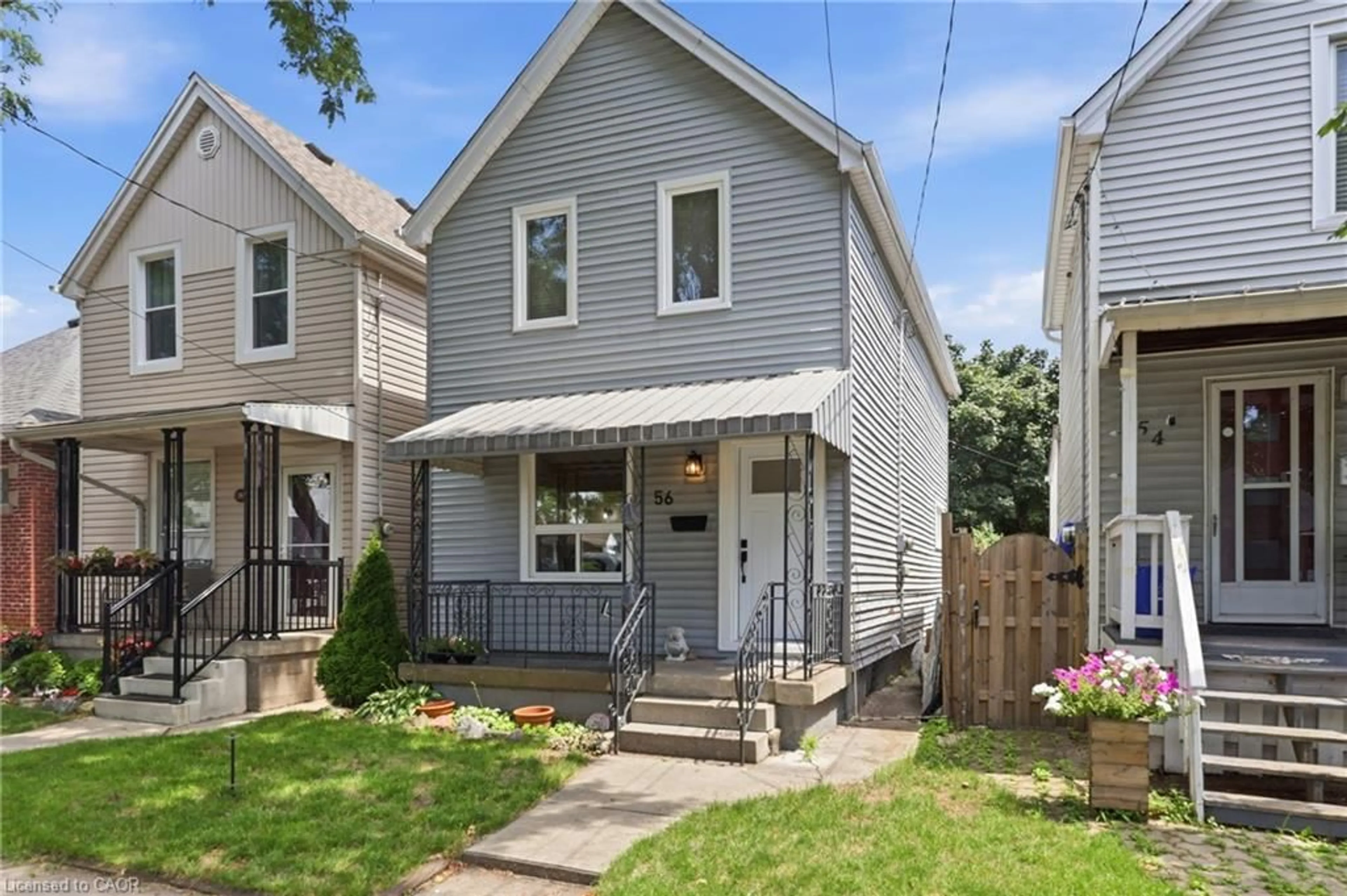 Home with vinyl exterior material, street for 56 Harmony Ave, Hamilton Ontario L8H 4X4