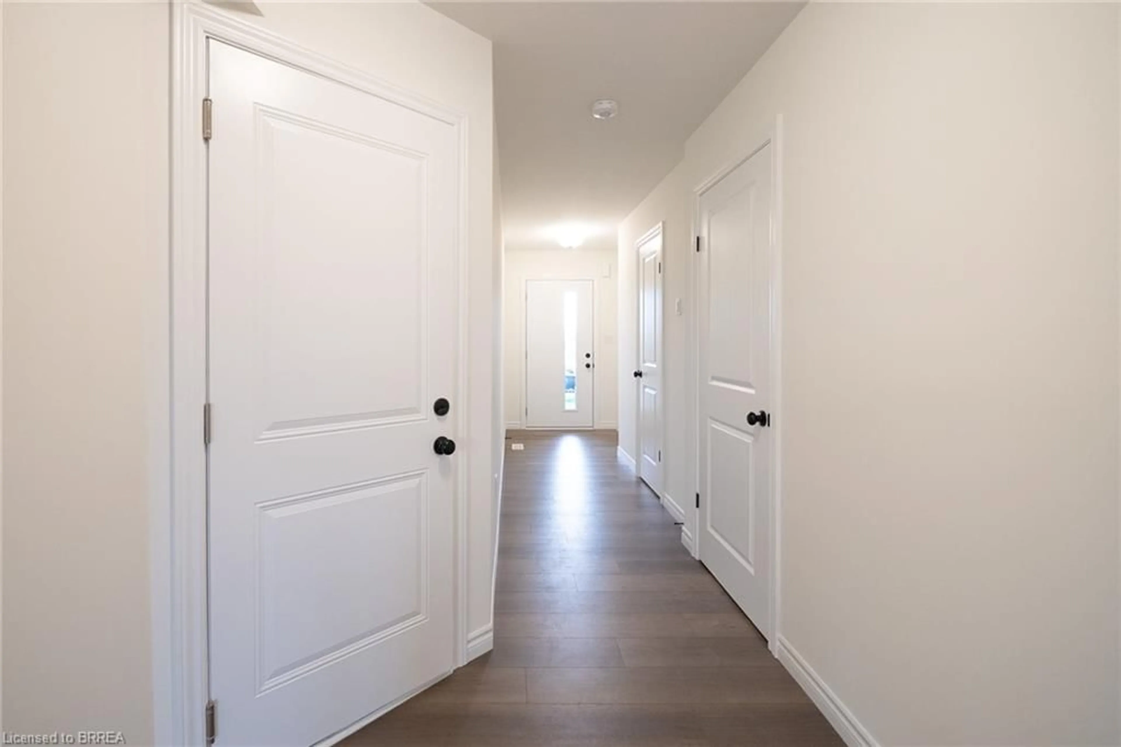 Indoor entryway for 115 Mattingley St, Paris Ontario N3L 0G4