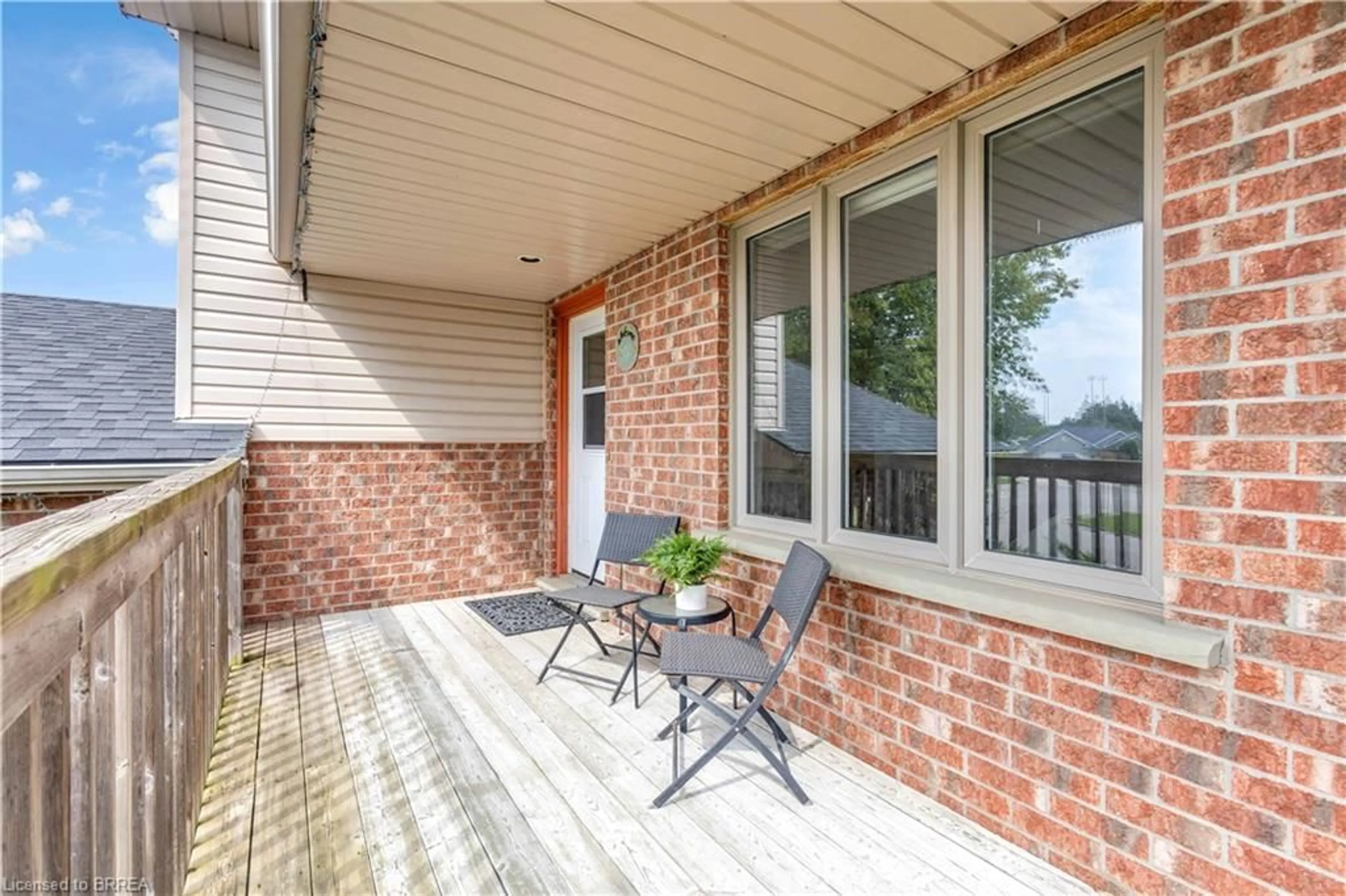 Patio, unknown for 2020 John St, Jarvis Ontario N0A 1J0