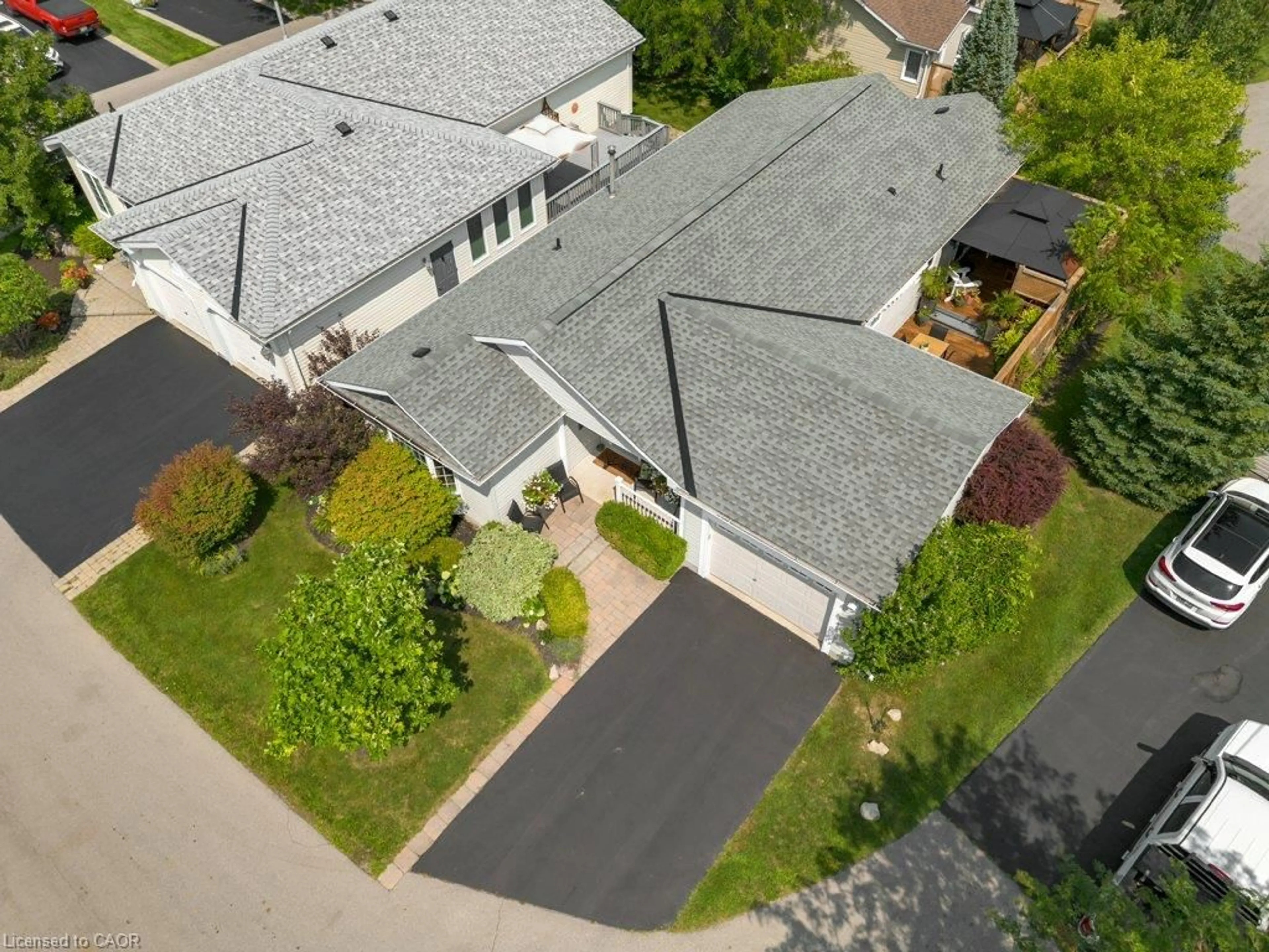 A pic from outside/outdoor area/front of a property/back of a property/a pic from drone, street for 103 Dunadry Lane, Freelton Ontario L0R 1K0