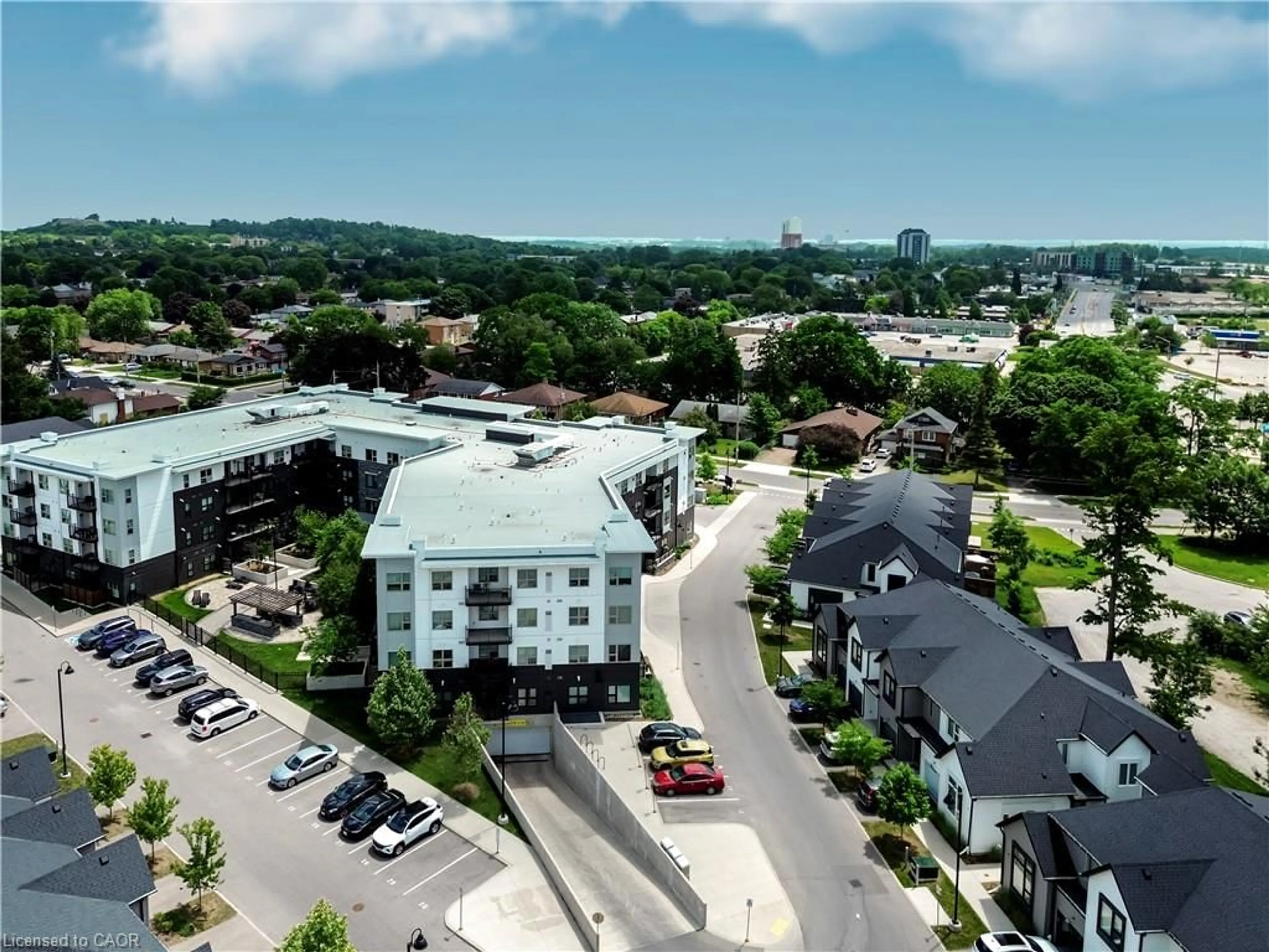 A pic from outside/outdoor area/front of a property/back of a property/a pic from drone, unknown for 110 Fergus Ave #17, Kitchener Ontario N2A 2H2
