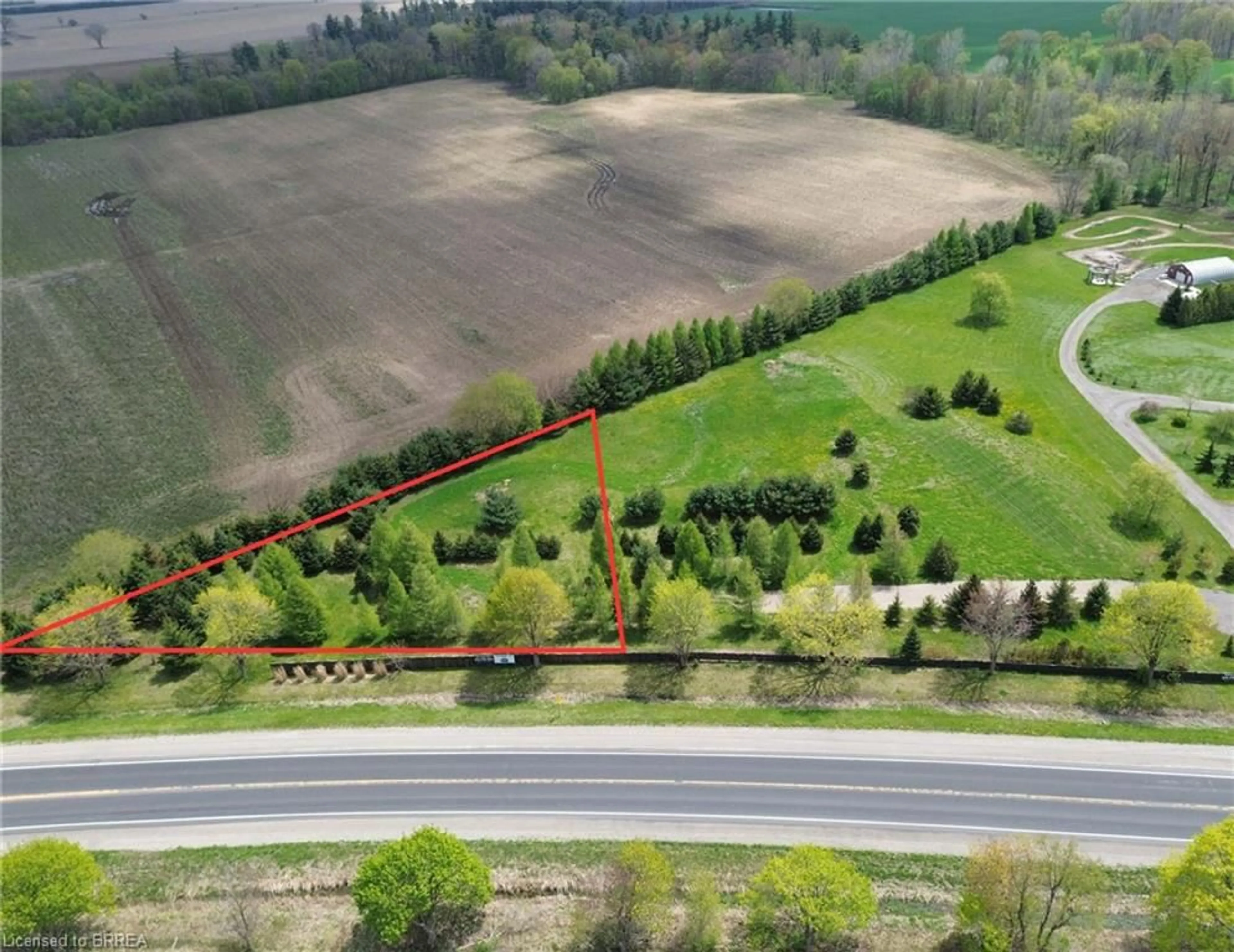 A pic from outside/outdoor area/front of a property/back of a property/a pic from drone, unknown for 38A Highway 24, Scotland Ontario N0E 1R0