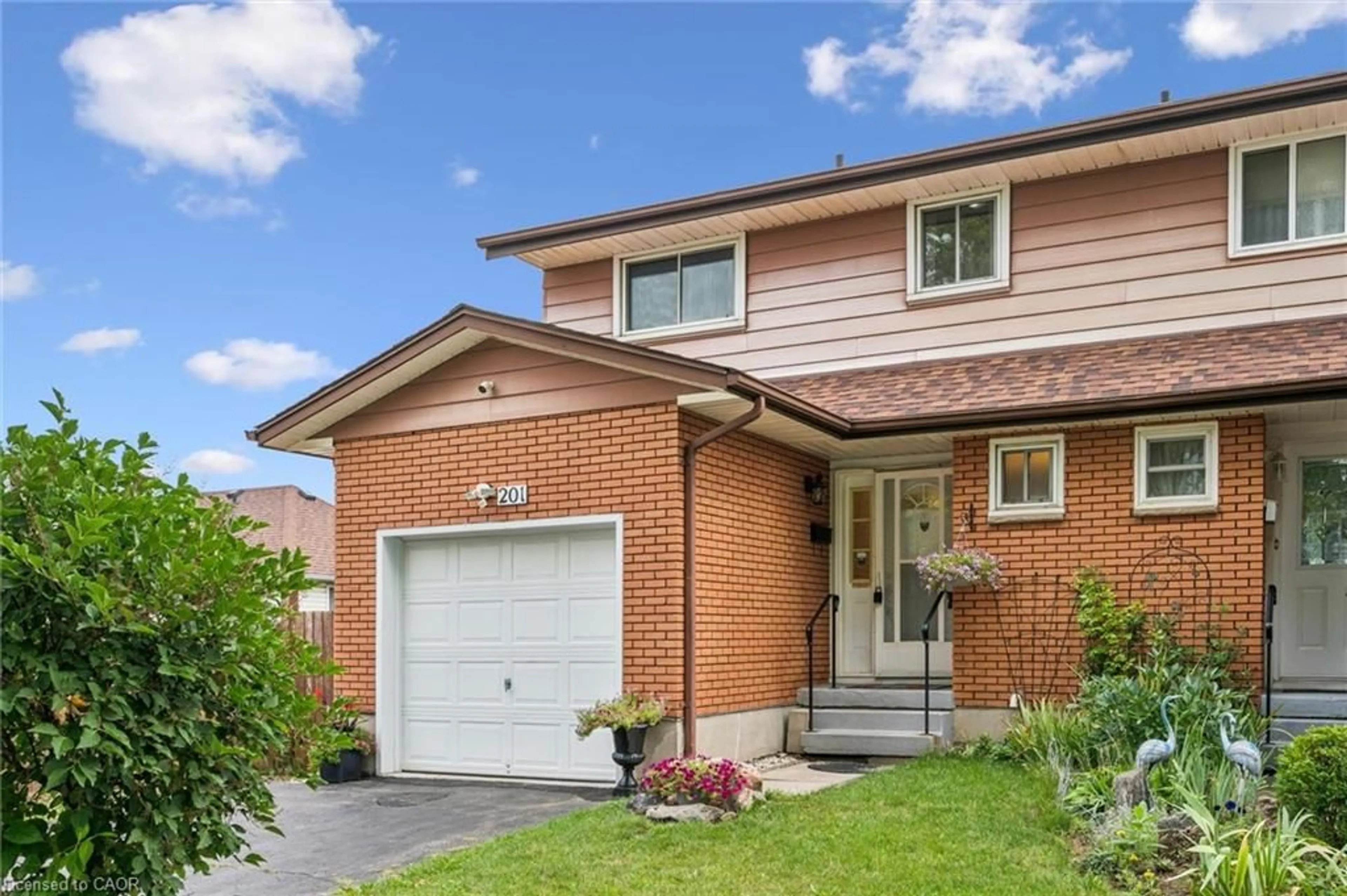 Home with brick exterior material, street for 201 Veronica Dr, Kitchener Ontario N2R 1L5