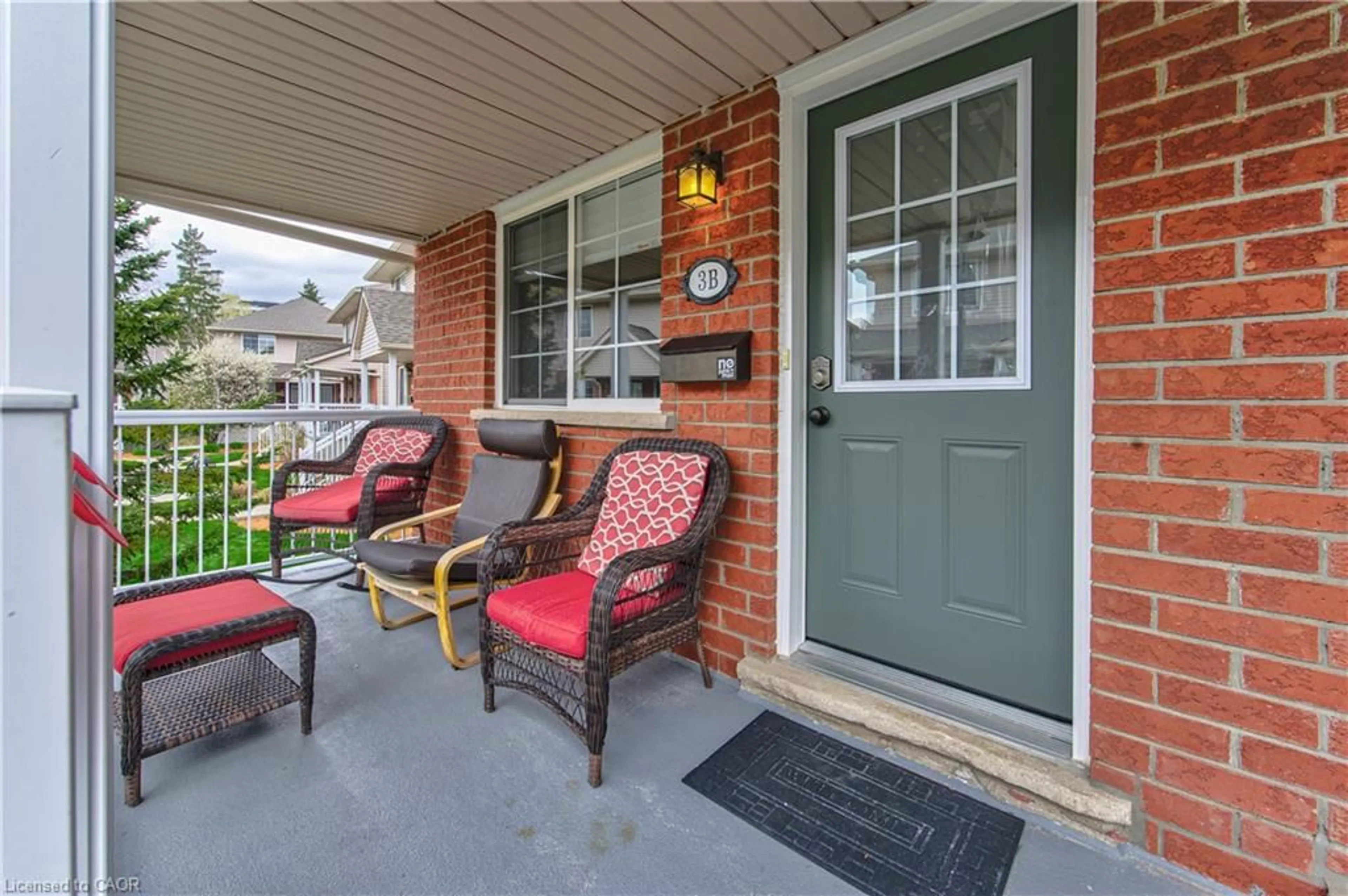 Unknown for 139 Brighton St #3B, Waterloo Ontario N2J 4Z5