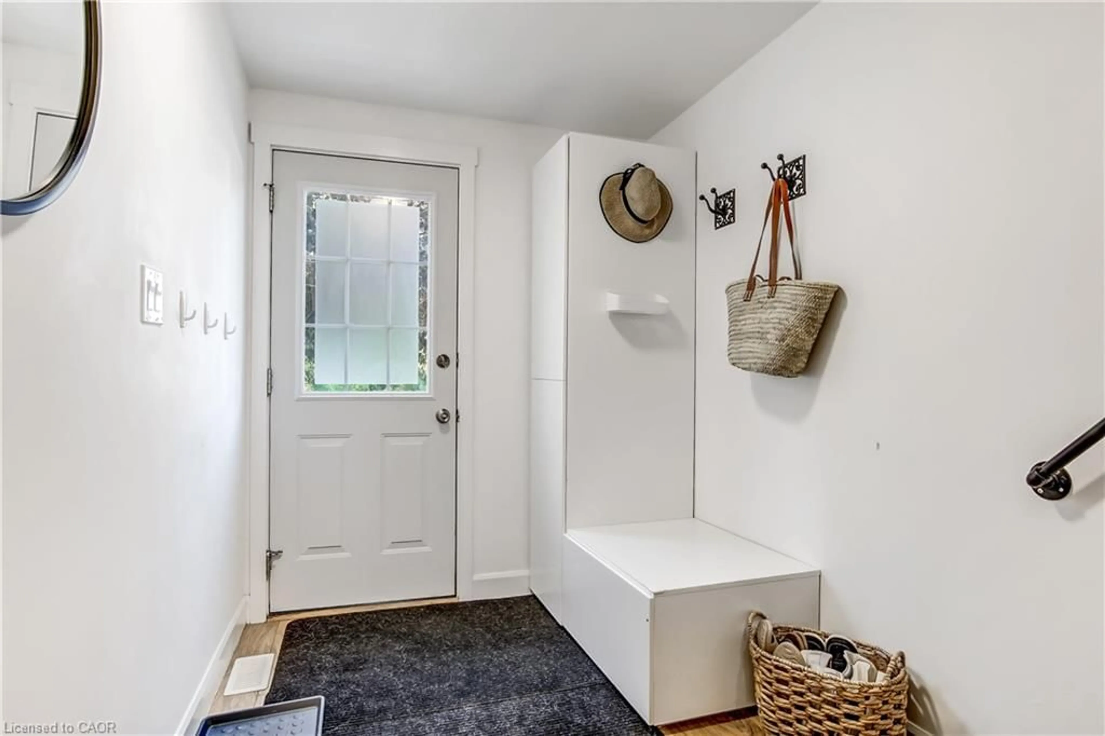 Indoor entryway for 218 Richardson Dr #26, Port Dover Ontario N0A 1N4