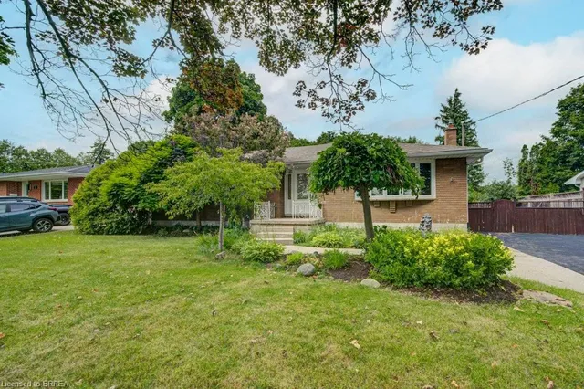 6 Bayly Dr, Paris 2