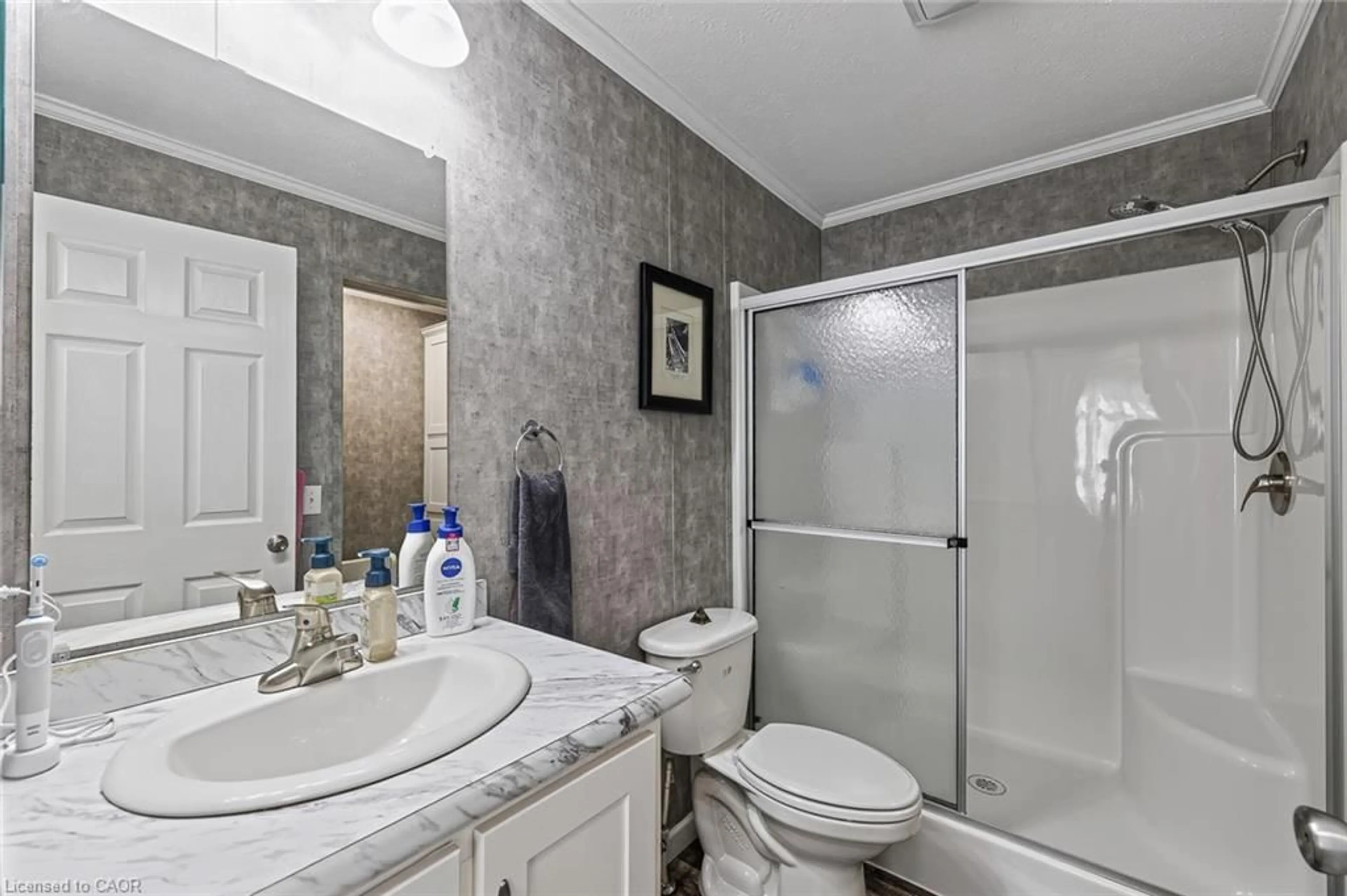 Standard bathroom, ceramic/tile floor for 596101 Highway 59 #1 Whylie, East Zorra-Tavistock (Twp) Ontario N4S 7W1