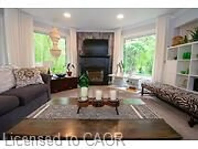 776 Sandy Bay Rd, Dunnville 5