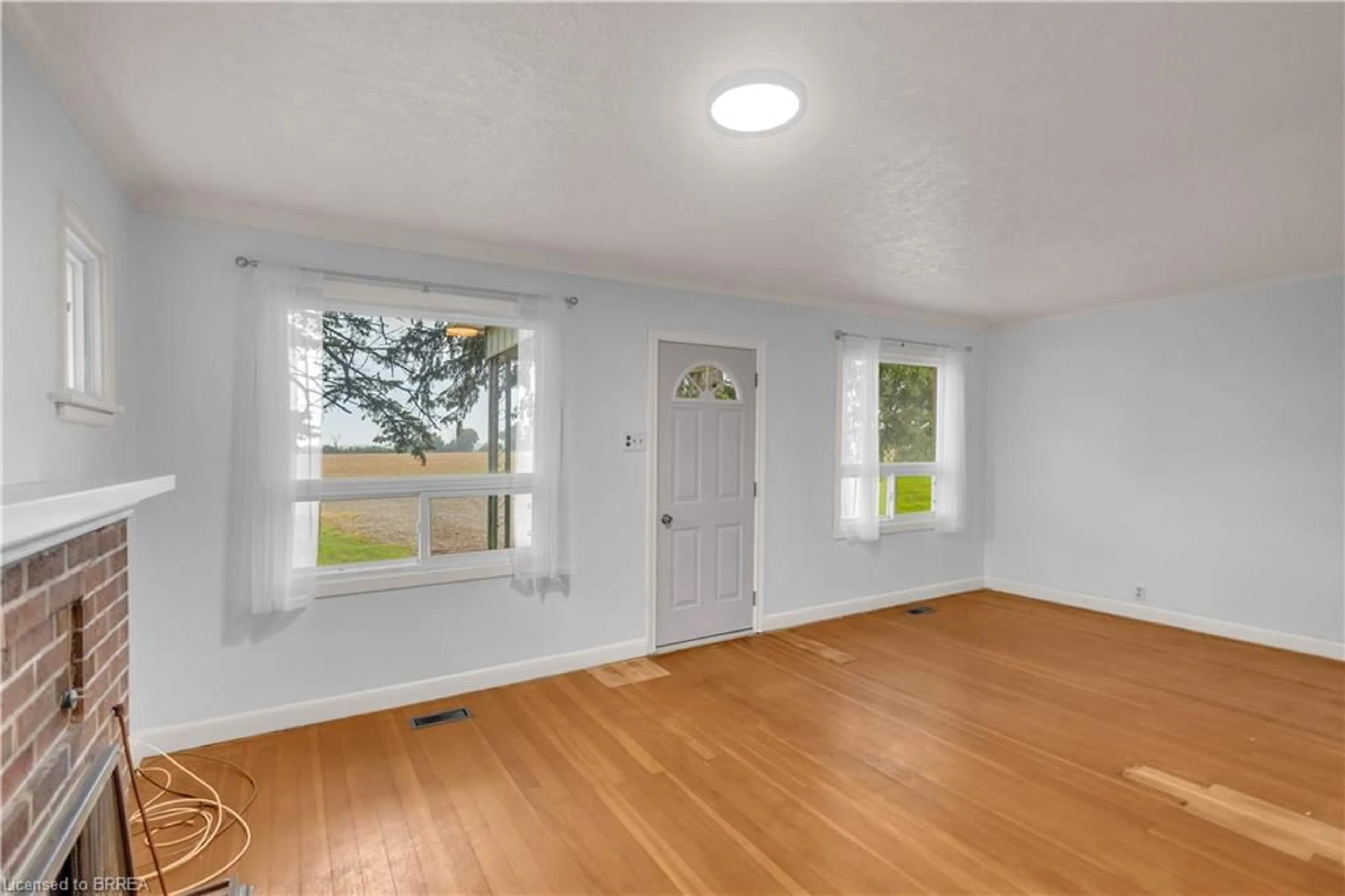 A pic of a room for 1097 Colborne St, Brantford Ontario N3T 5L7