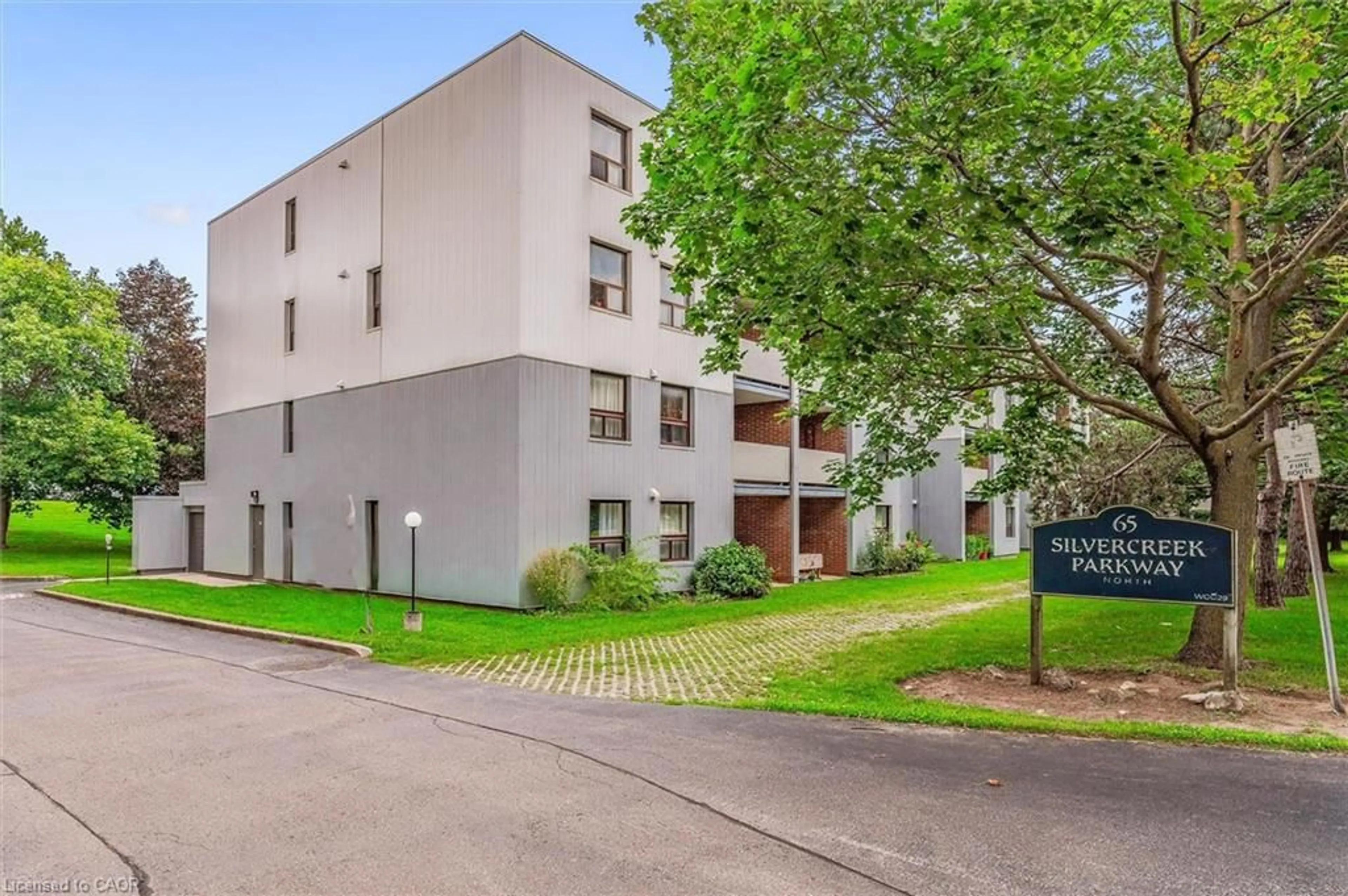 Patio, building for 65 Silvercreek Pky #404, Guelph Ontario N1H 7R9
