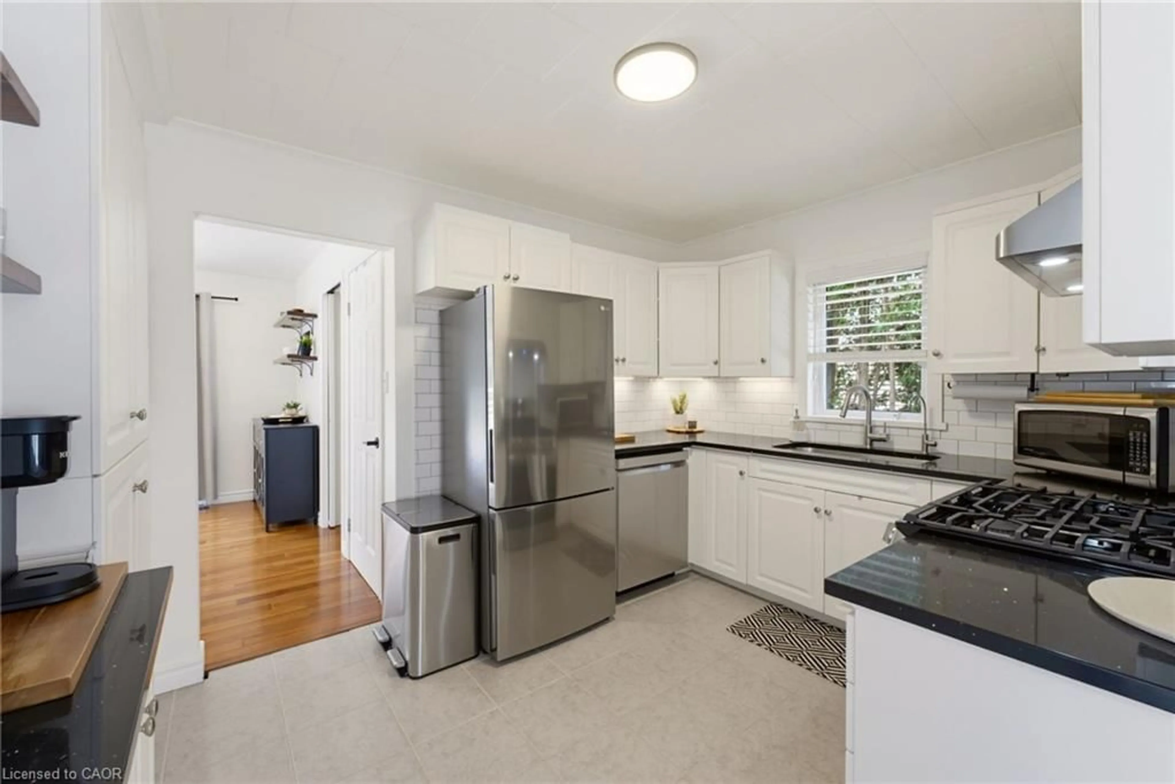 Standard kitchen, unknown for 535 Argyle Ave, Listowel Ontario N4W 1N7