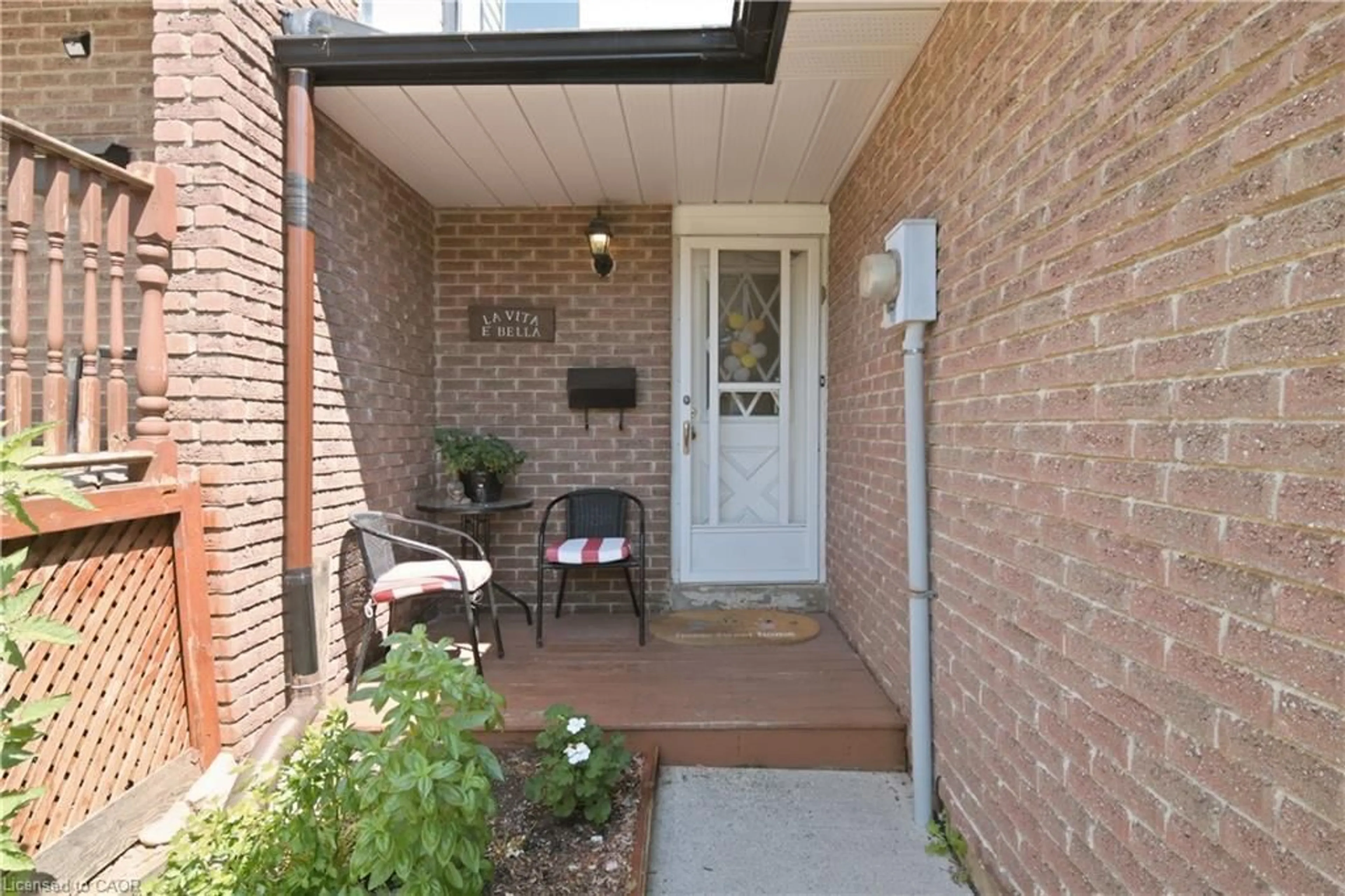 Unknown for 230 Sunset Blvd, Cambridge Ontario N1S 4M5
