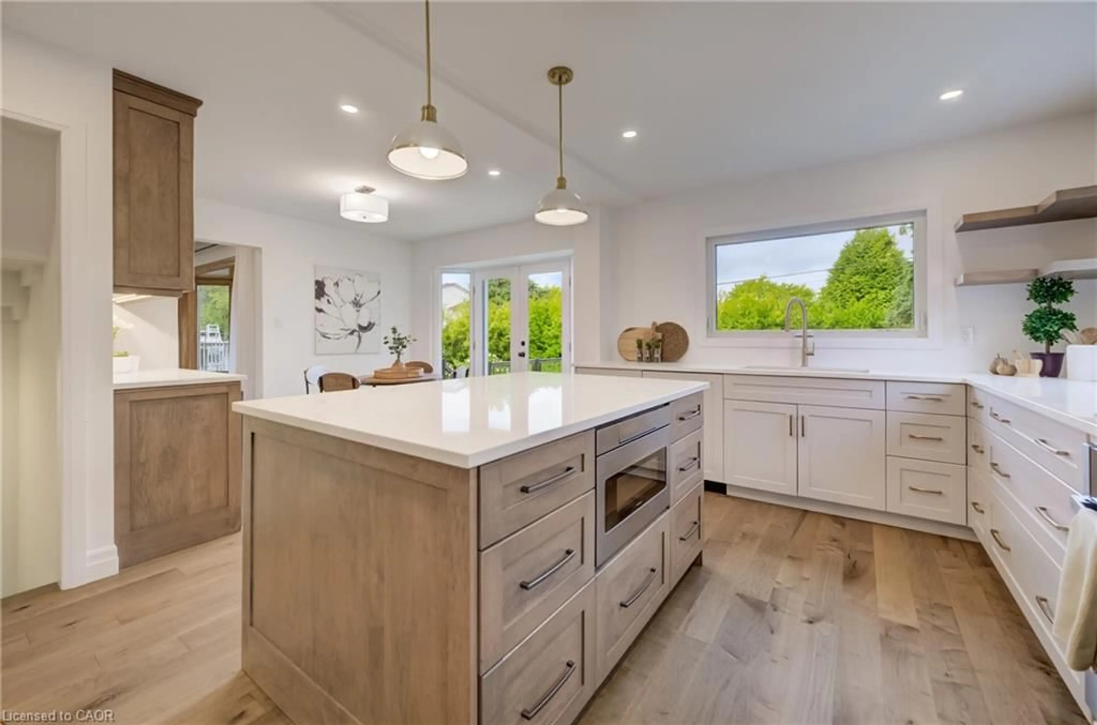 Open concept kitchen, unknown for 83 Rosslinn Rd, Cambridge Ontario N1S 3K3