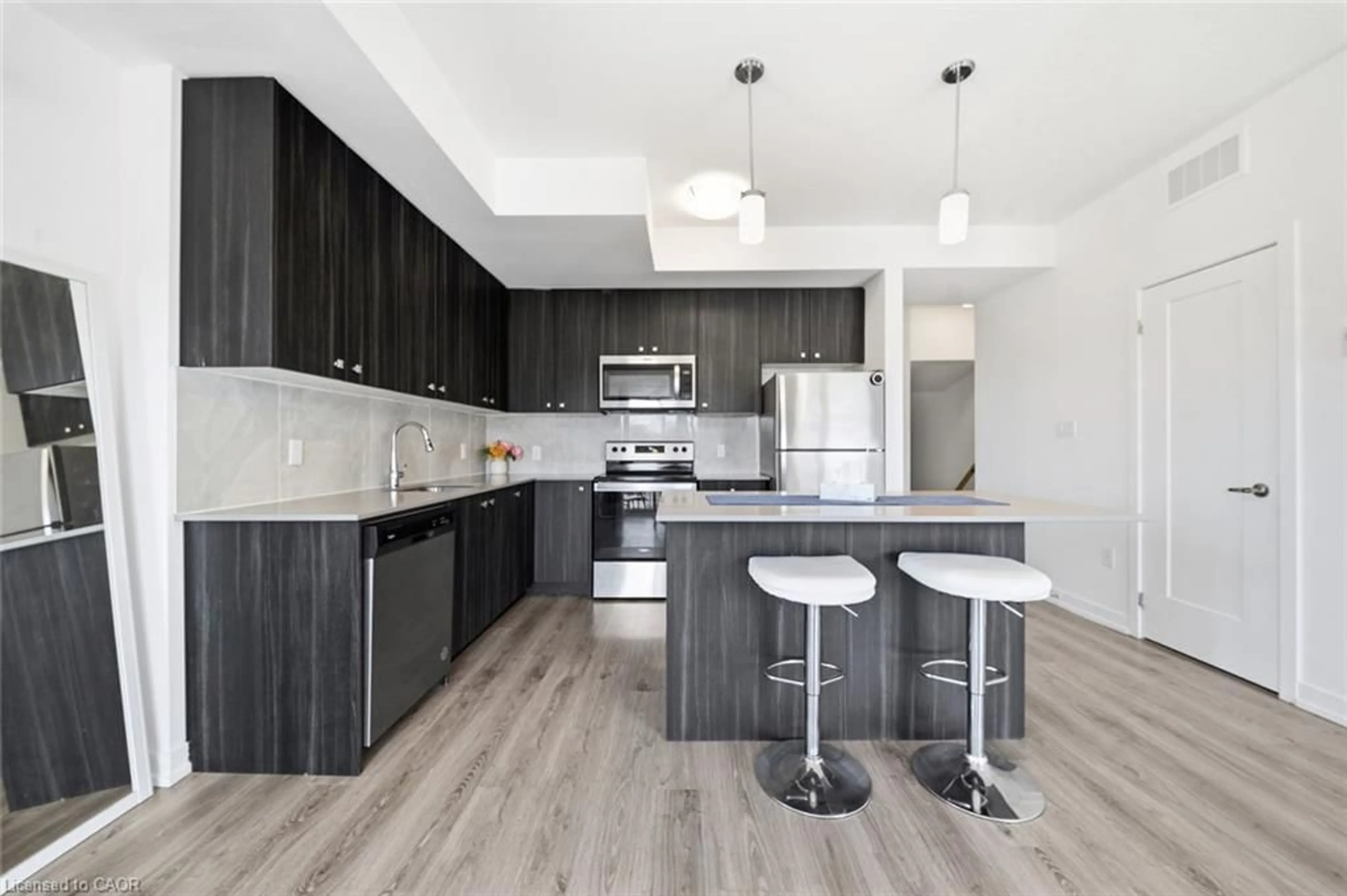 Open concept kitchen, unknown for 10 Palace St #B12, Kitchener Ontario N2E 0J3