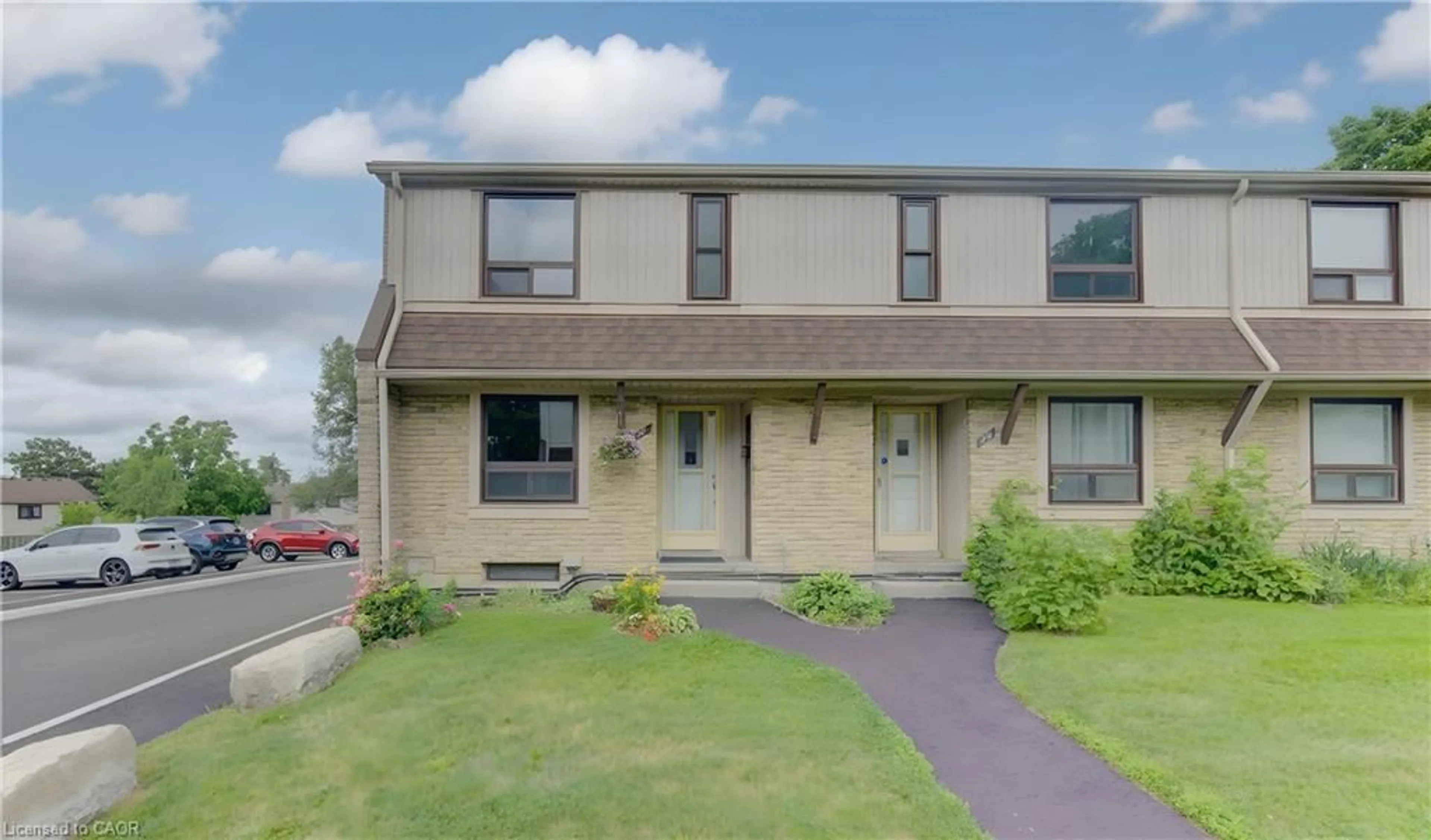 Home with vinyl exterior material, street for 280 Thaler Ave #46, Kitchener Ontario N2A 1R6