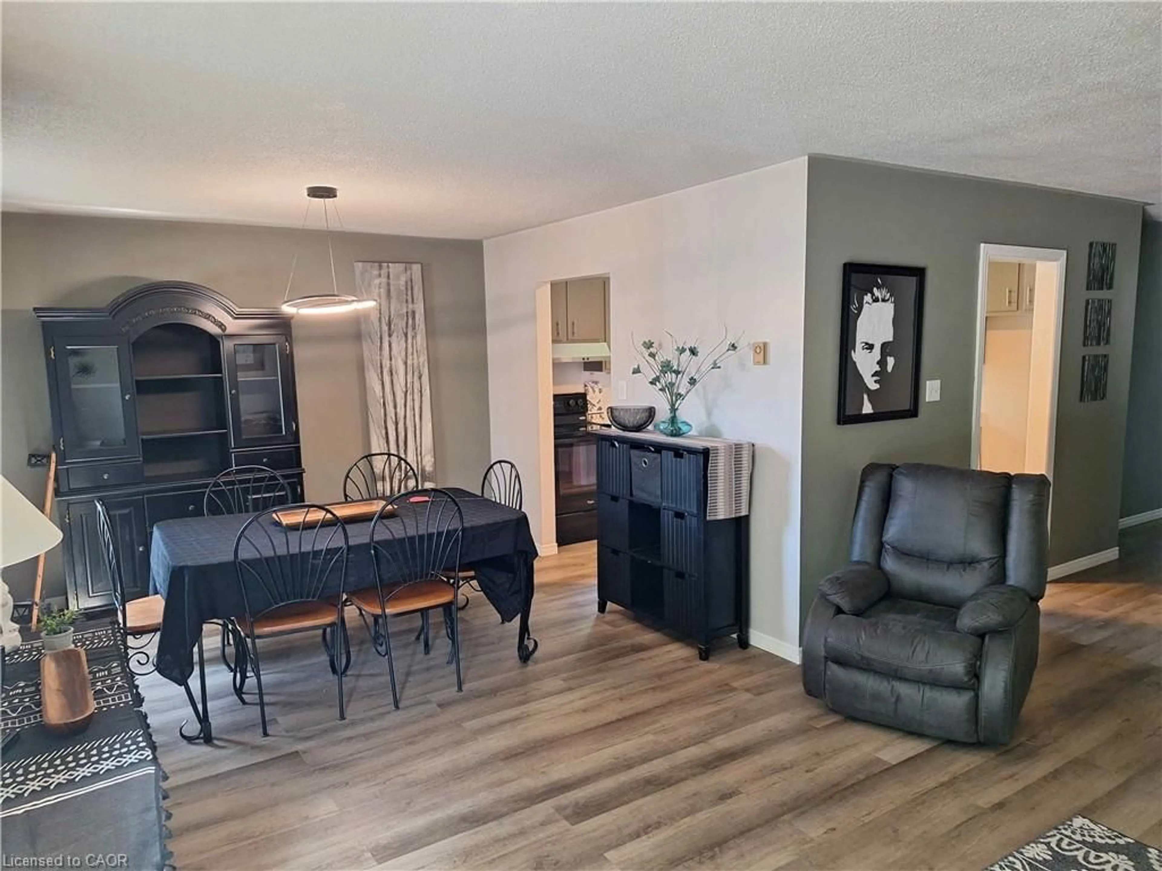 A pic of a room for 48 Crestlynn Cres, Simcoe Ontario N3Y 4X3