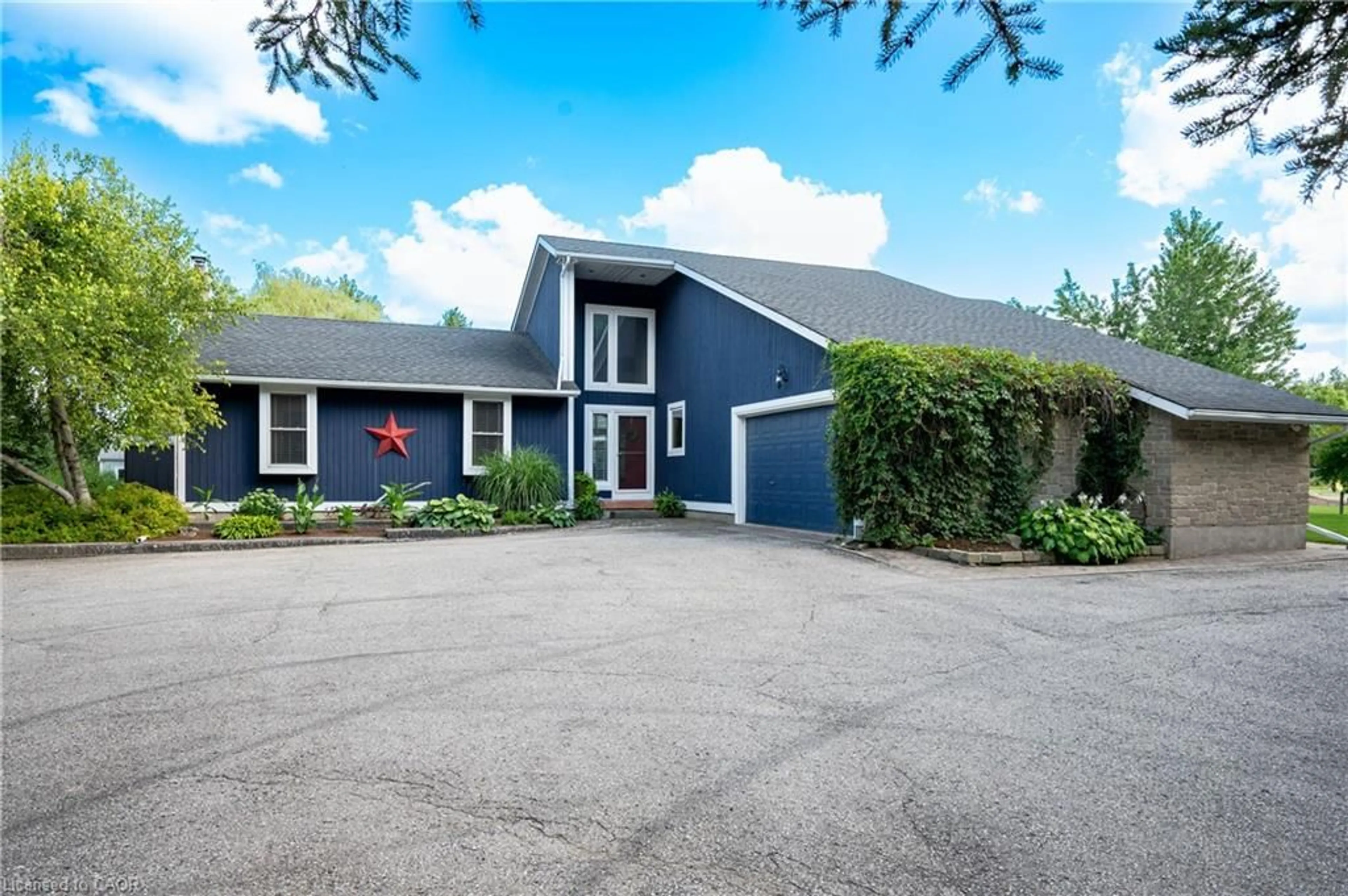 Unknown for 6471 15 Sideroad, Listowel Ontario N0G 1P0