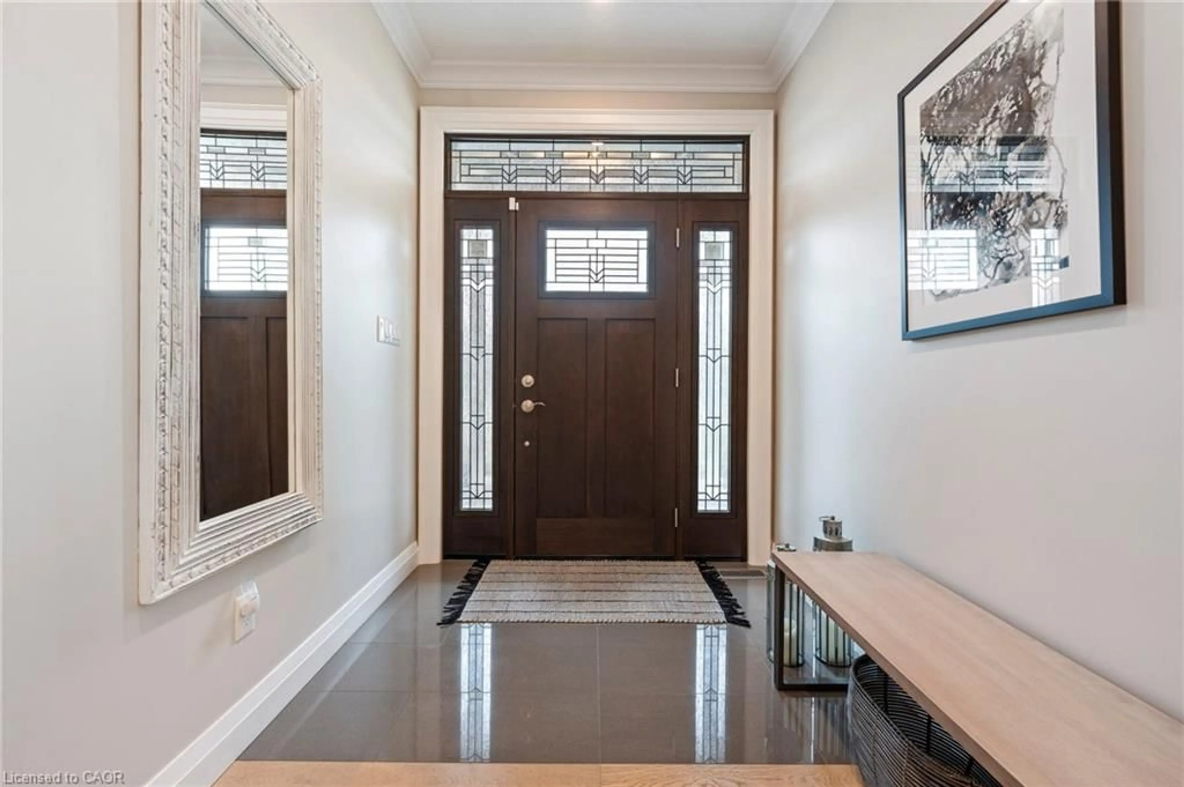 Indoor entryway for 47 Bluenose Dr, Port Dover Ontario N0A 1N7