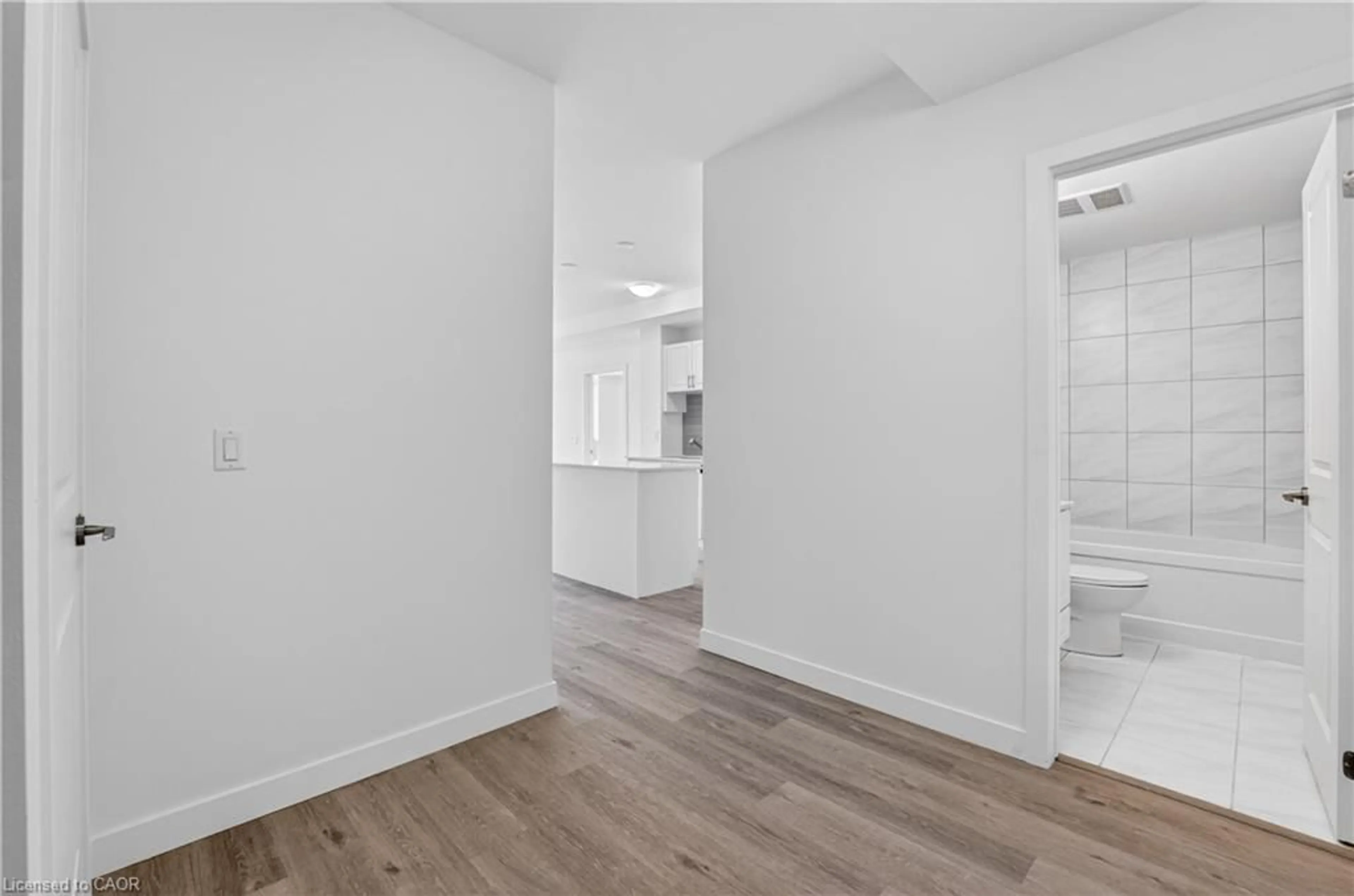 Unknown for 461 Green Rd #211, Stoney Creek Ontario L8E 0L5