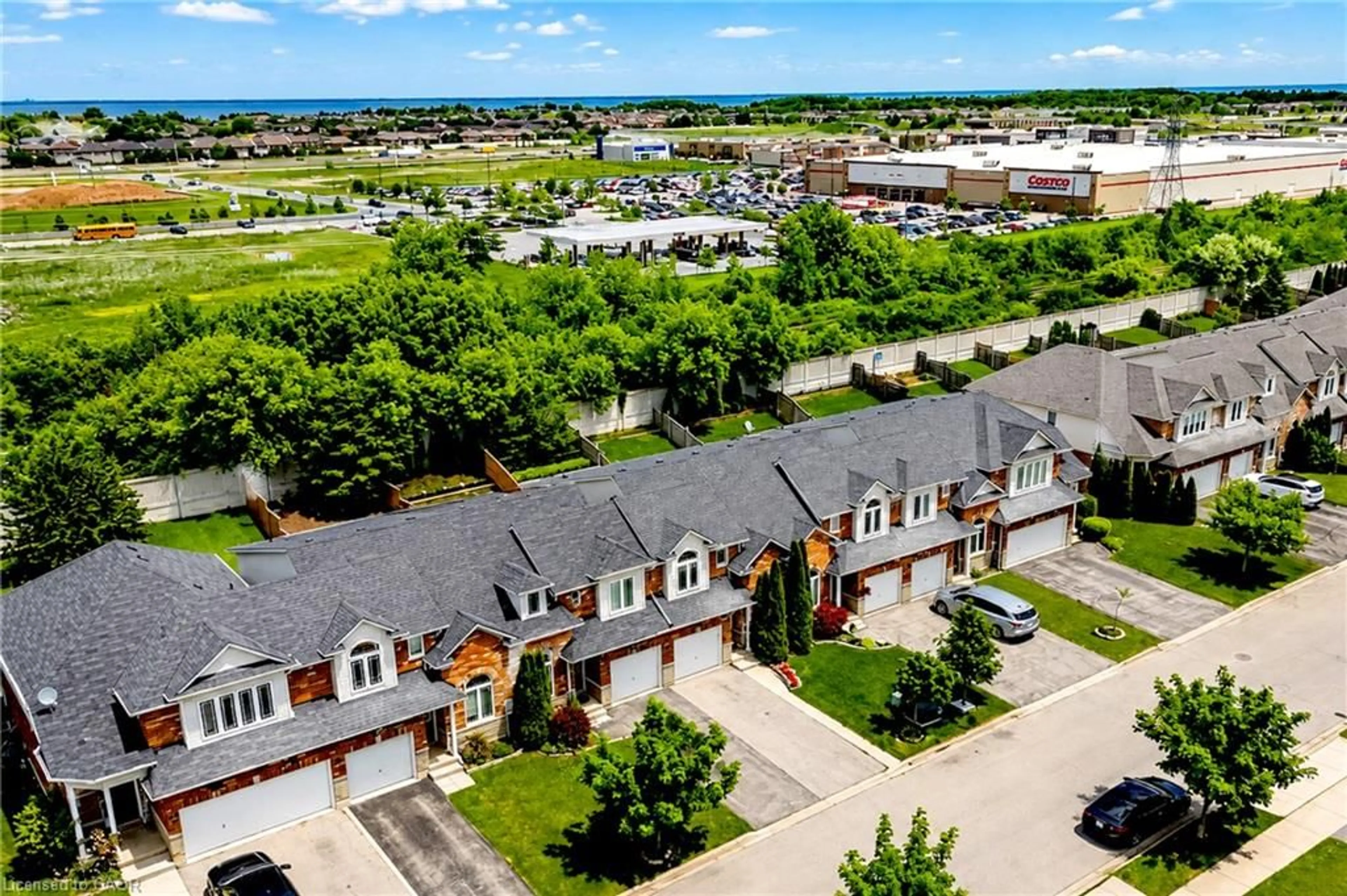 A pic from outside/outdoor area/front of a property/back of a property/a pic from drone, street for 144 Benziger Lane, Stoney Creek Ontario L8E 6G6