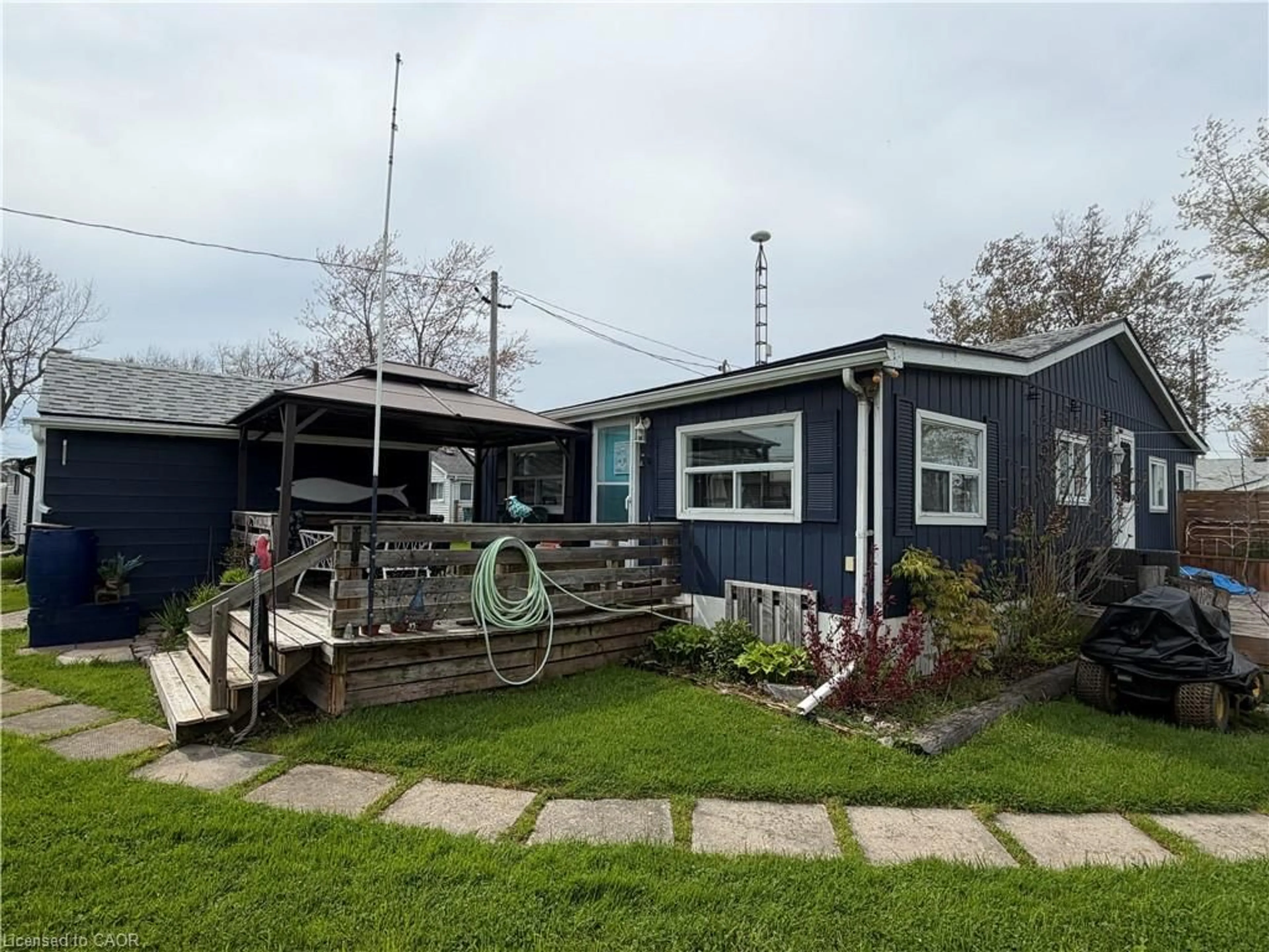Unknown for 49 Heather Lane, Selkirk Ontario N0A 1P0