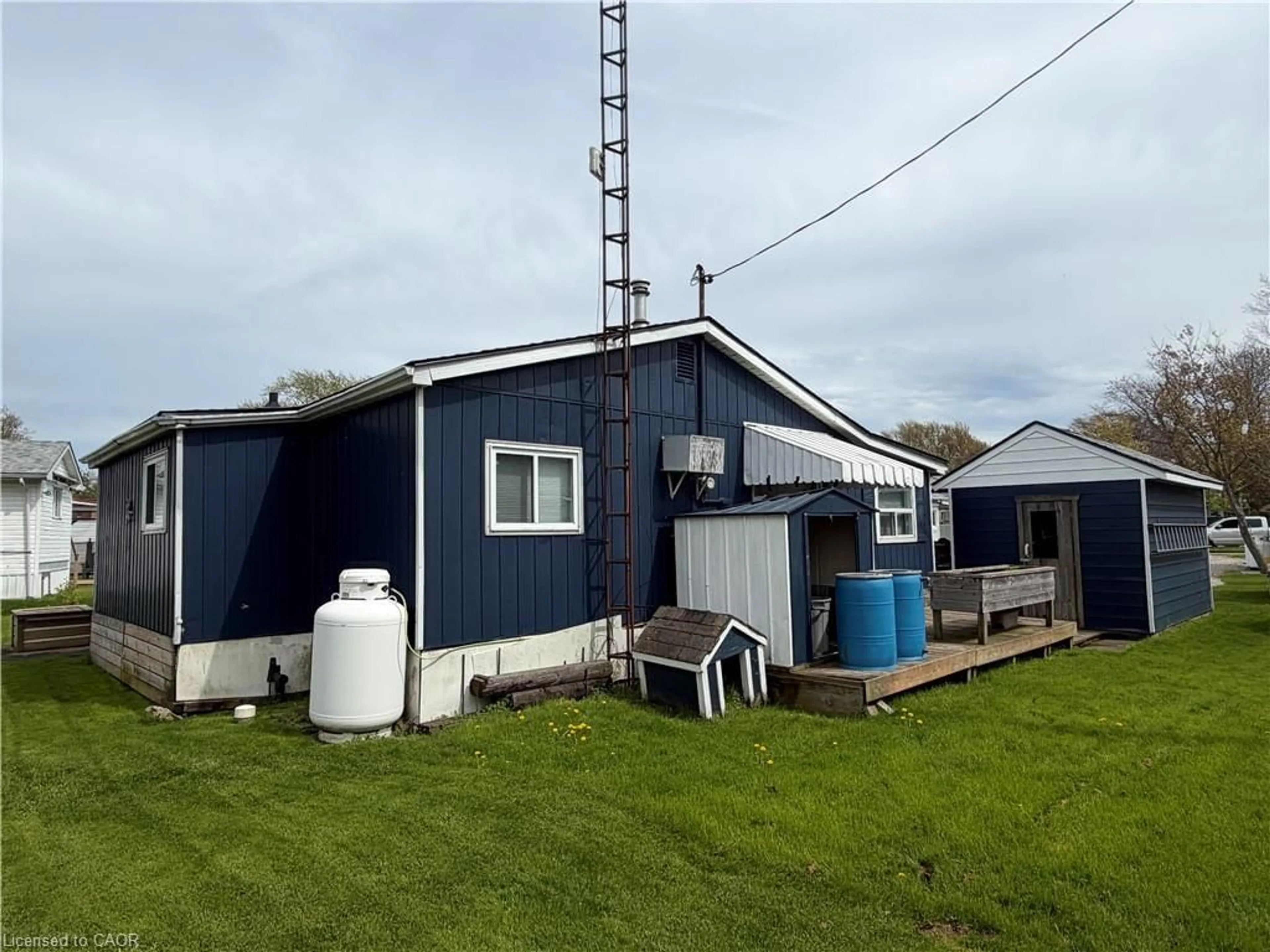 Shed for 49 Heather Lane, Selkirk Ontario N0A 1P0