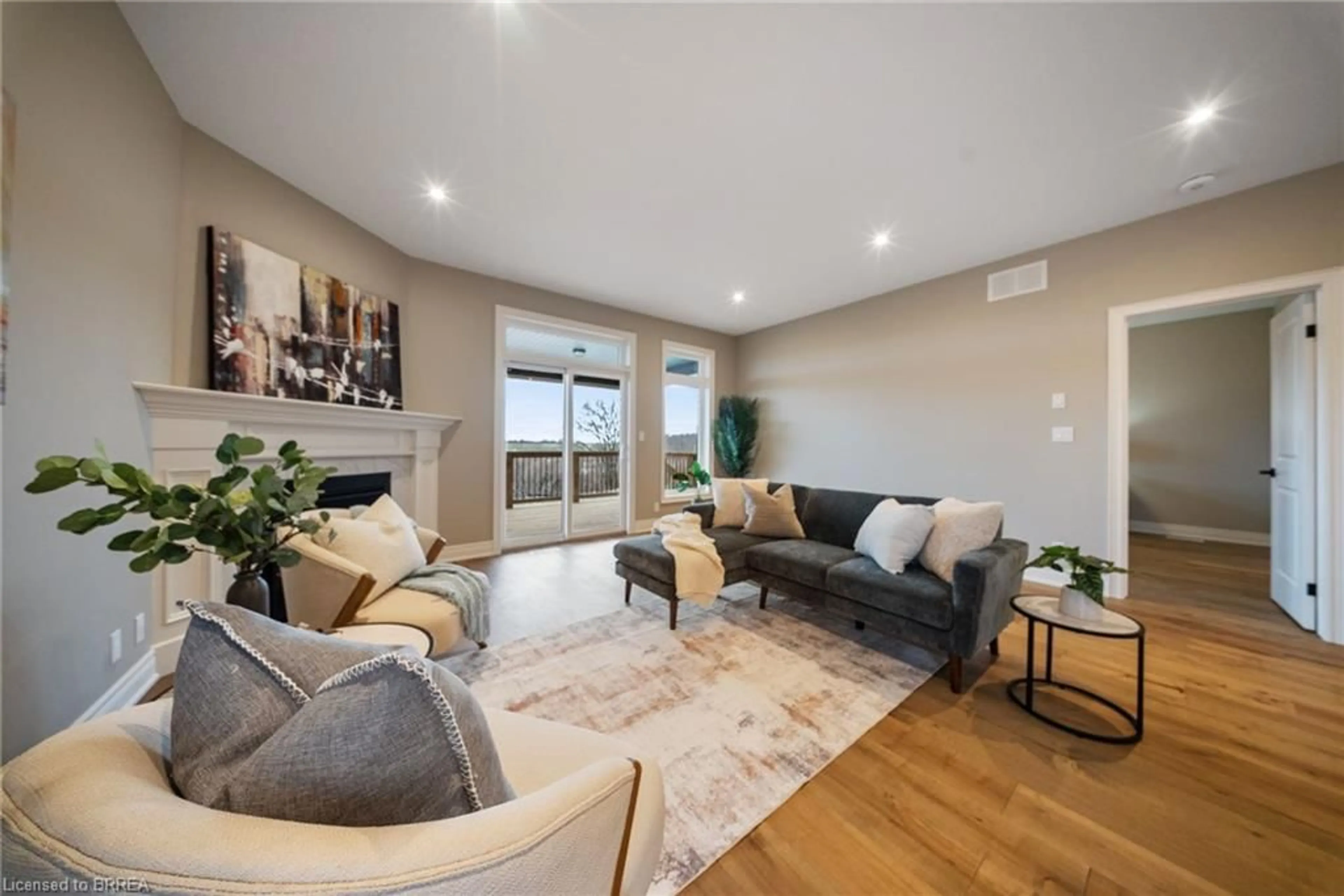 Living room with furniture, unknown for 147 Craddock Blvd, Jarvis Ontario N0A 1J0