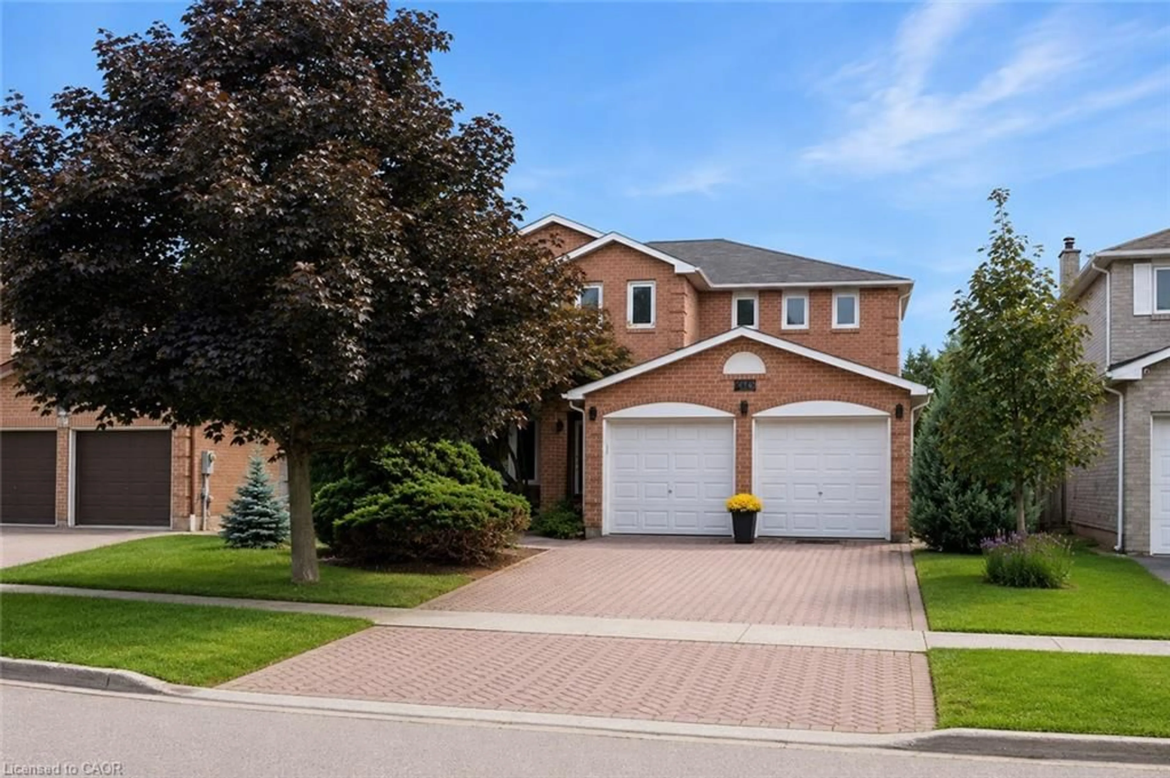 Home with brick exterior material, street for 419 Parklane Rd, Oakville Ontario L6H 4J6