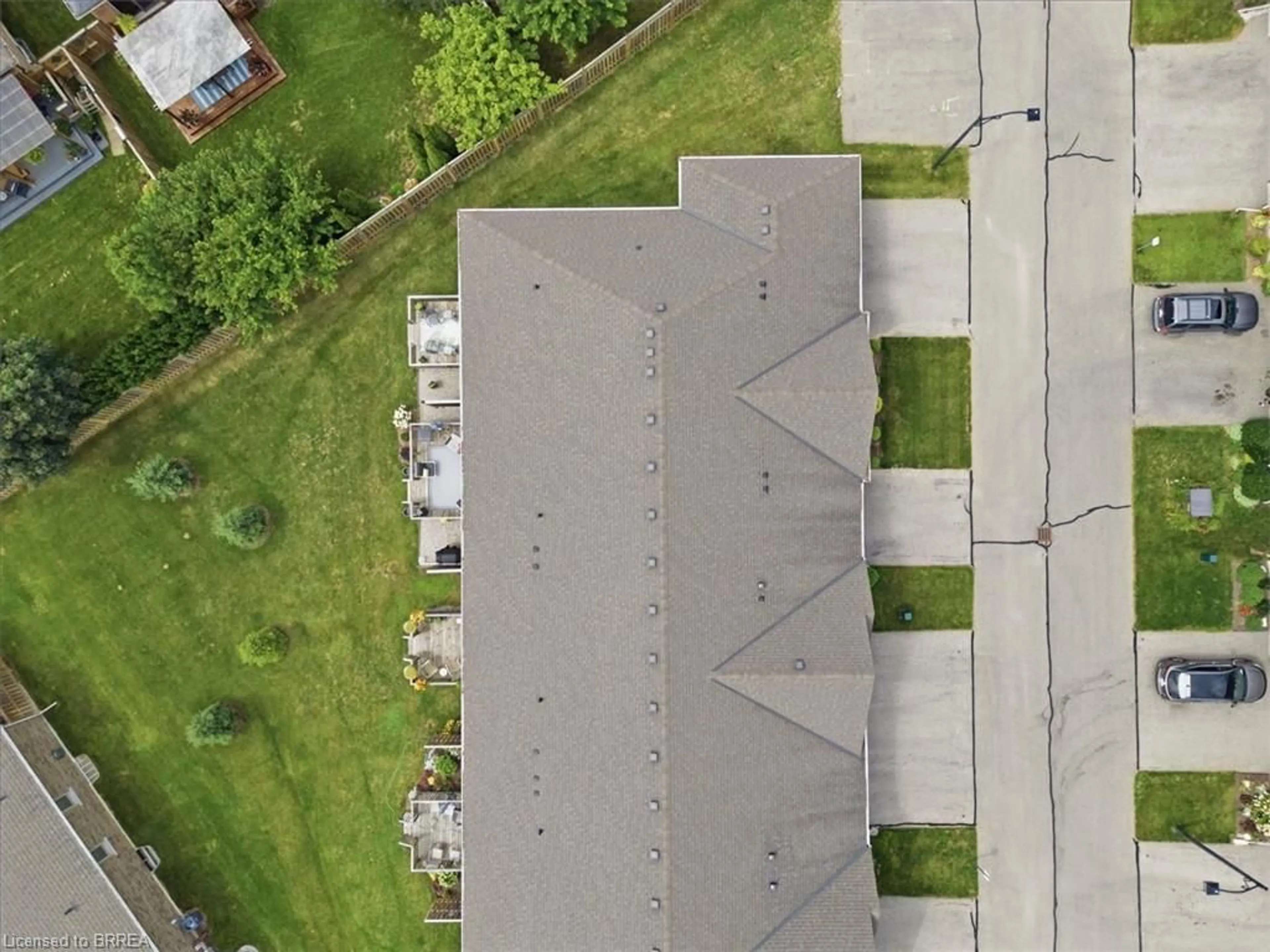 A pic from outside/outdoor area/front of a property/back of a property/a pic from drone, street for 194 Donly Dr #14, Simcoe Ontario N3Y 0C6