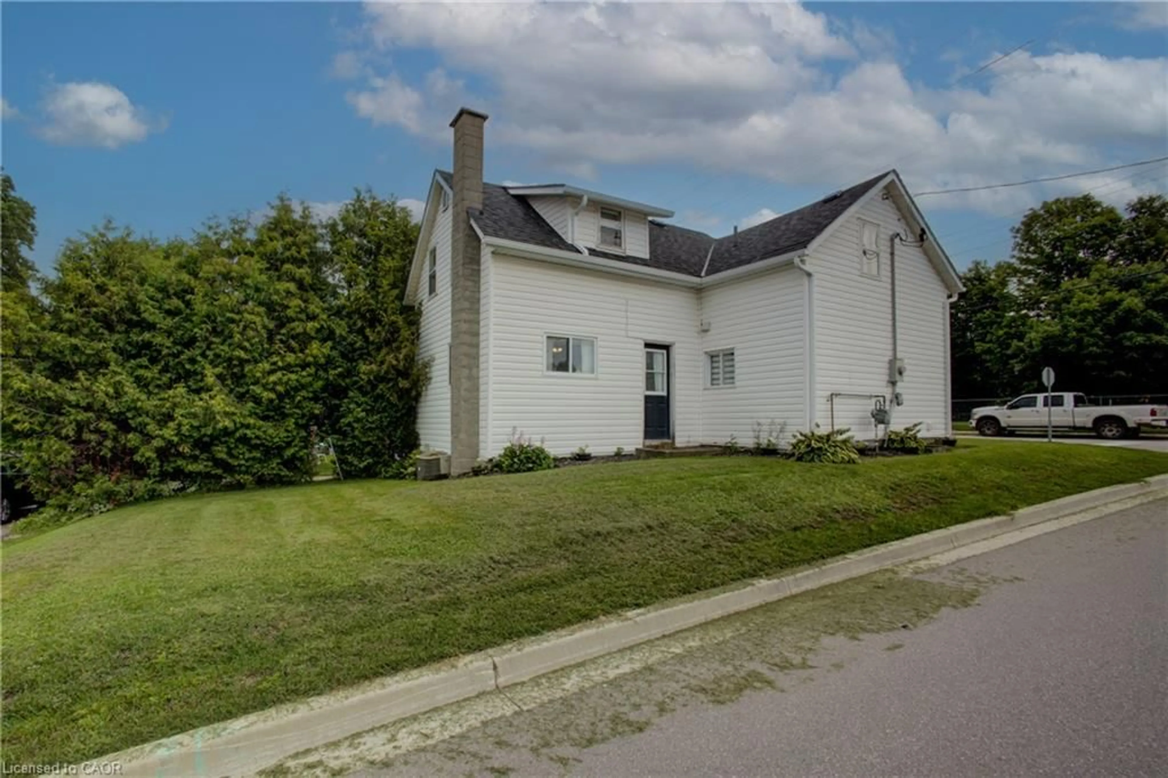A pic from outside/outdoor area/front of a property/back of a property/a pic from drone, street for 30 Campbell St, Flesherton Ontario N0C 1E0