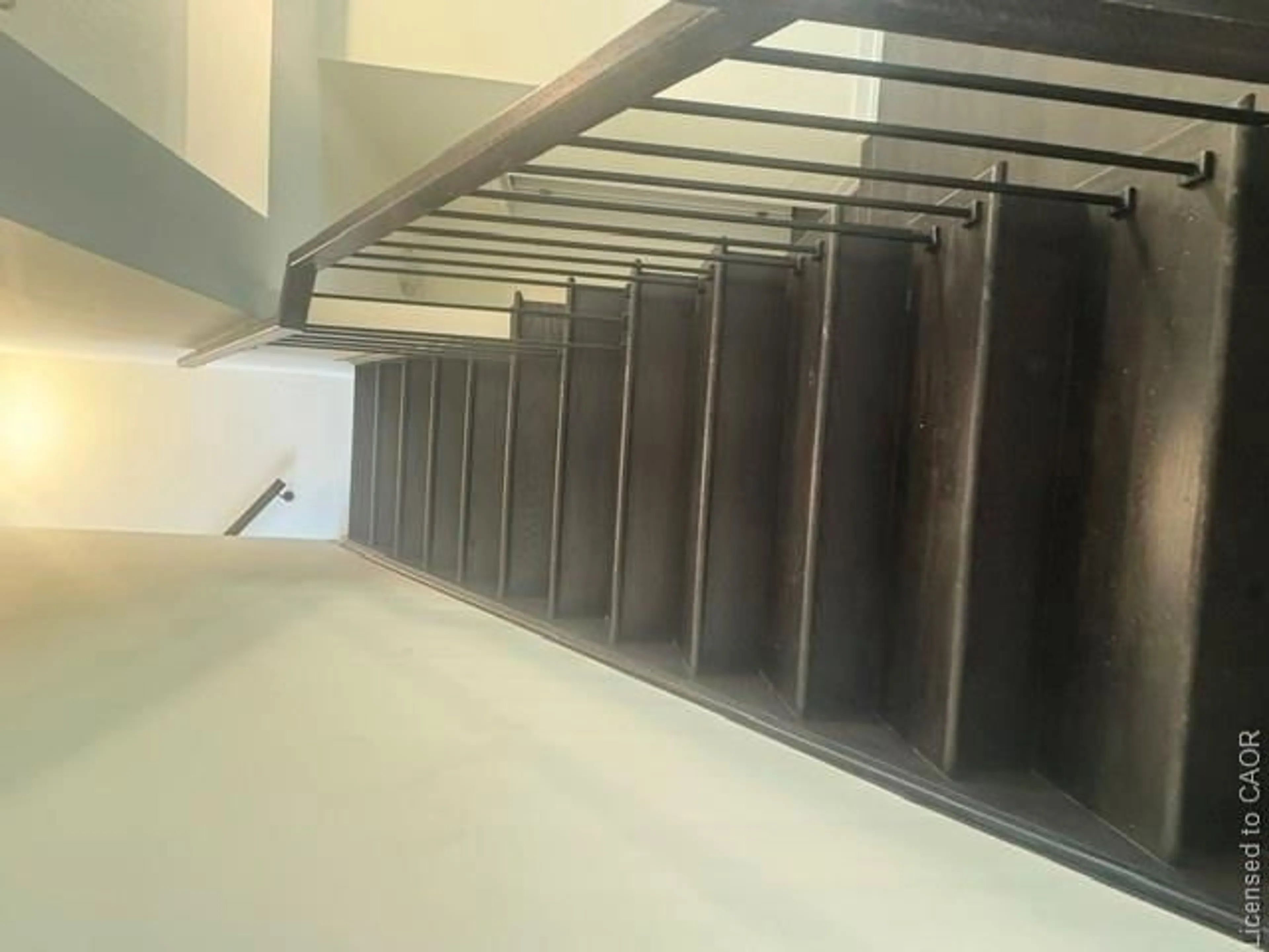 Stairs for 166 Squire Cres, Oakville Ontario L6H 0L7