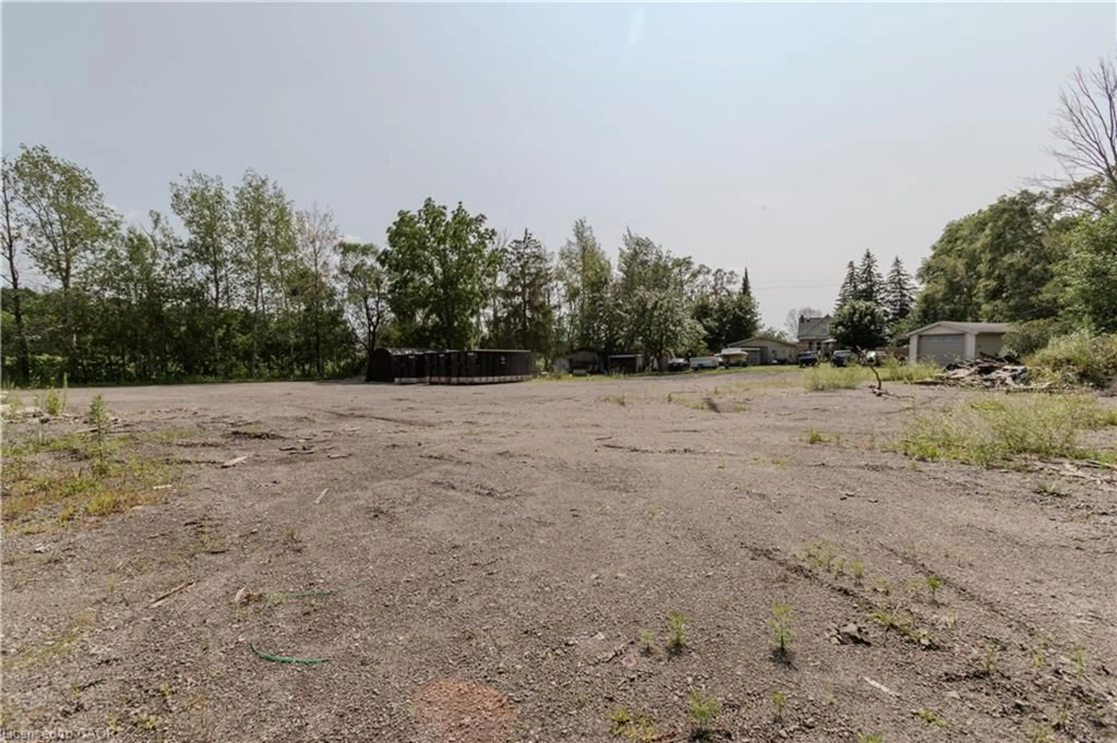 Unknown for 275 Woolwich St, Breslau Ontario N0B 1M0