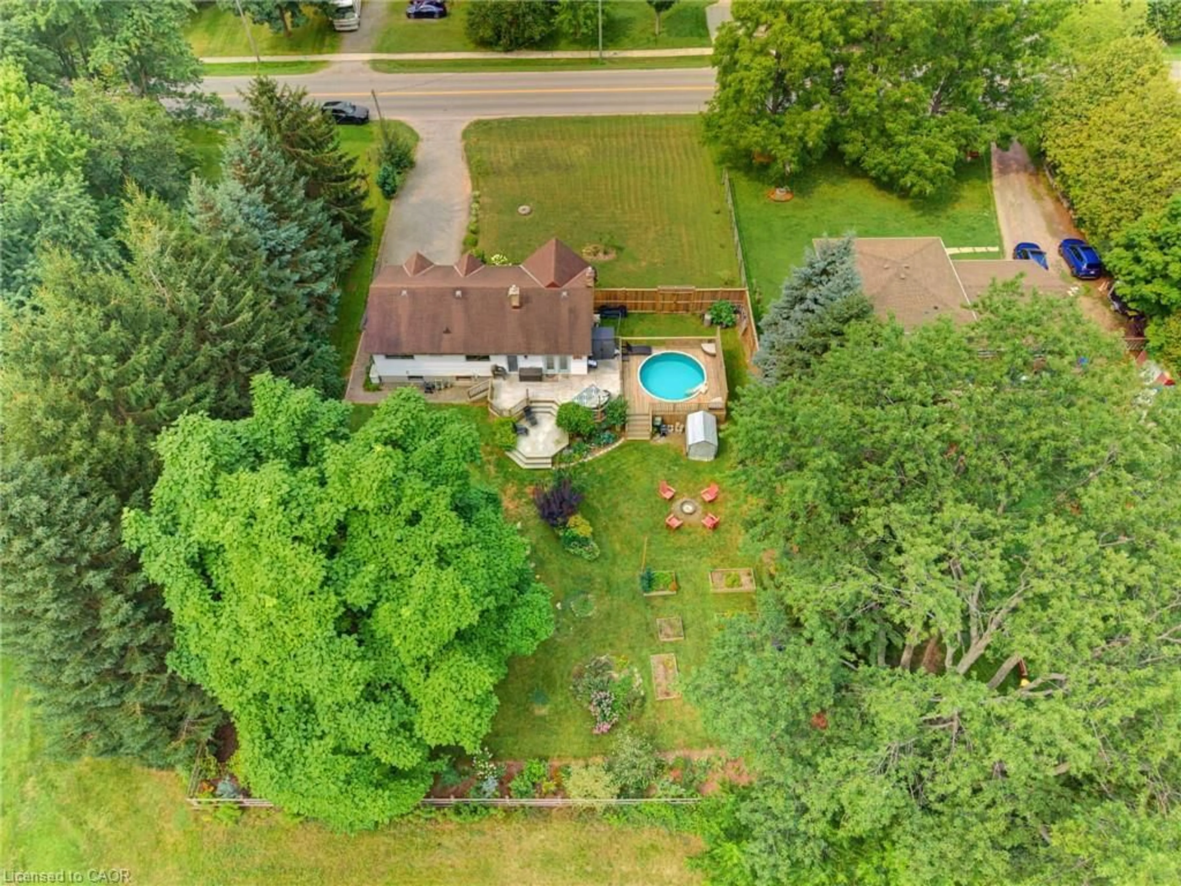 A pic from outside/outdoor area/front of a property/back of a property/a pic from drone, unknown for 200 Lynden Rd, Flamborough Ontario L0R 1T0
