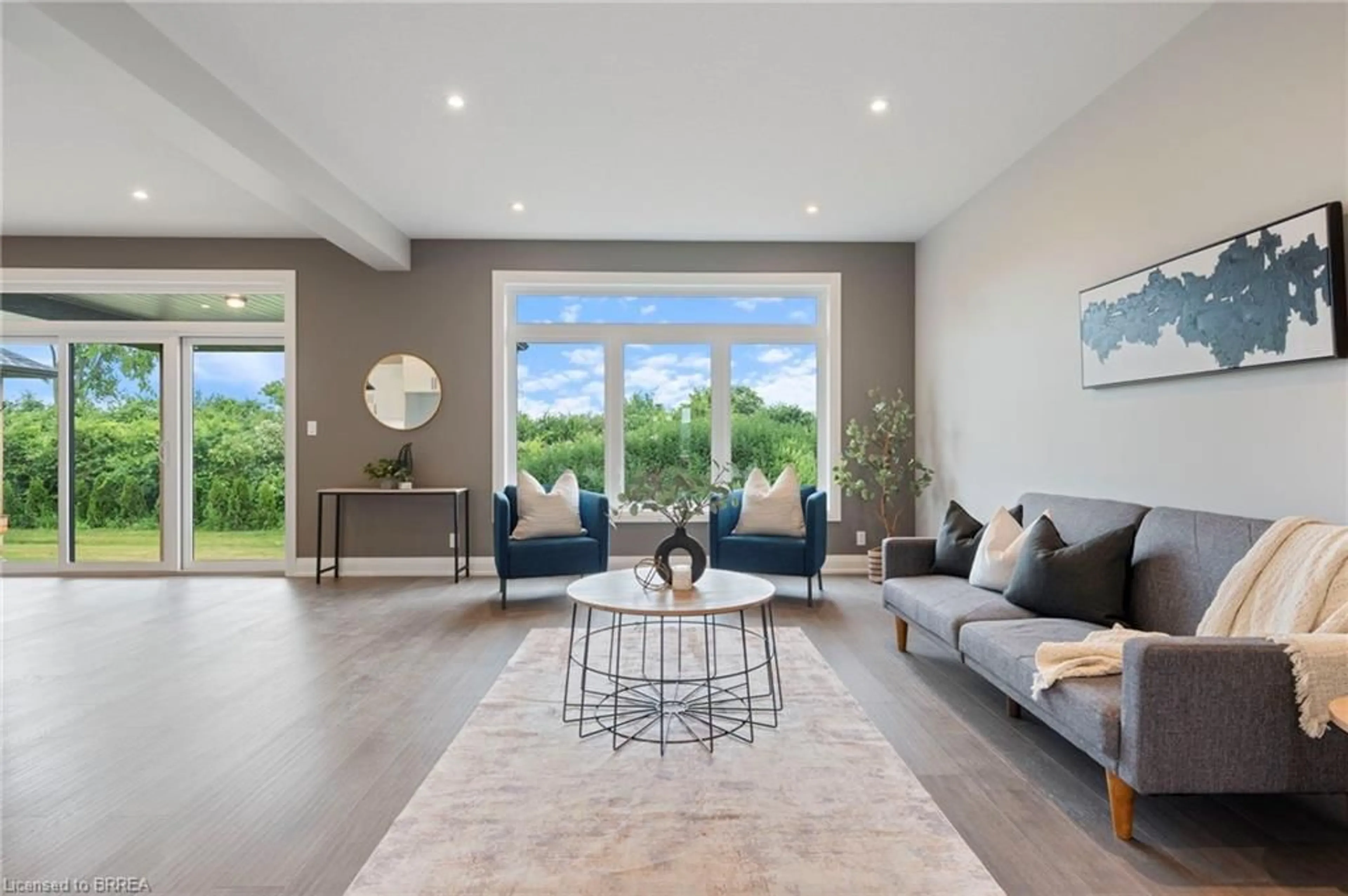 Living room with furniture, unknown for 163 Craddock Blvd, Jarvis Ontario N0A 1J0
