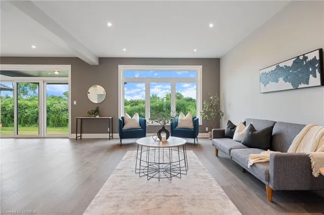 163 Craddock Blvd, Jarvis 5
