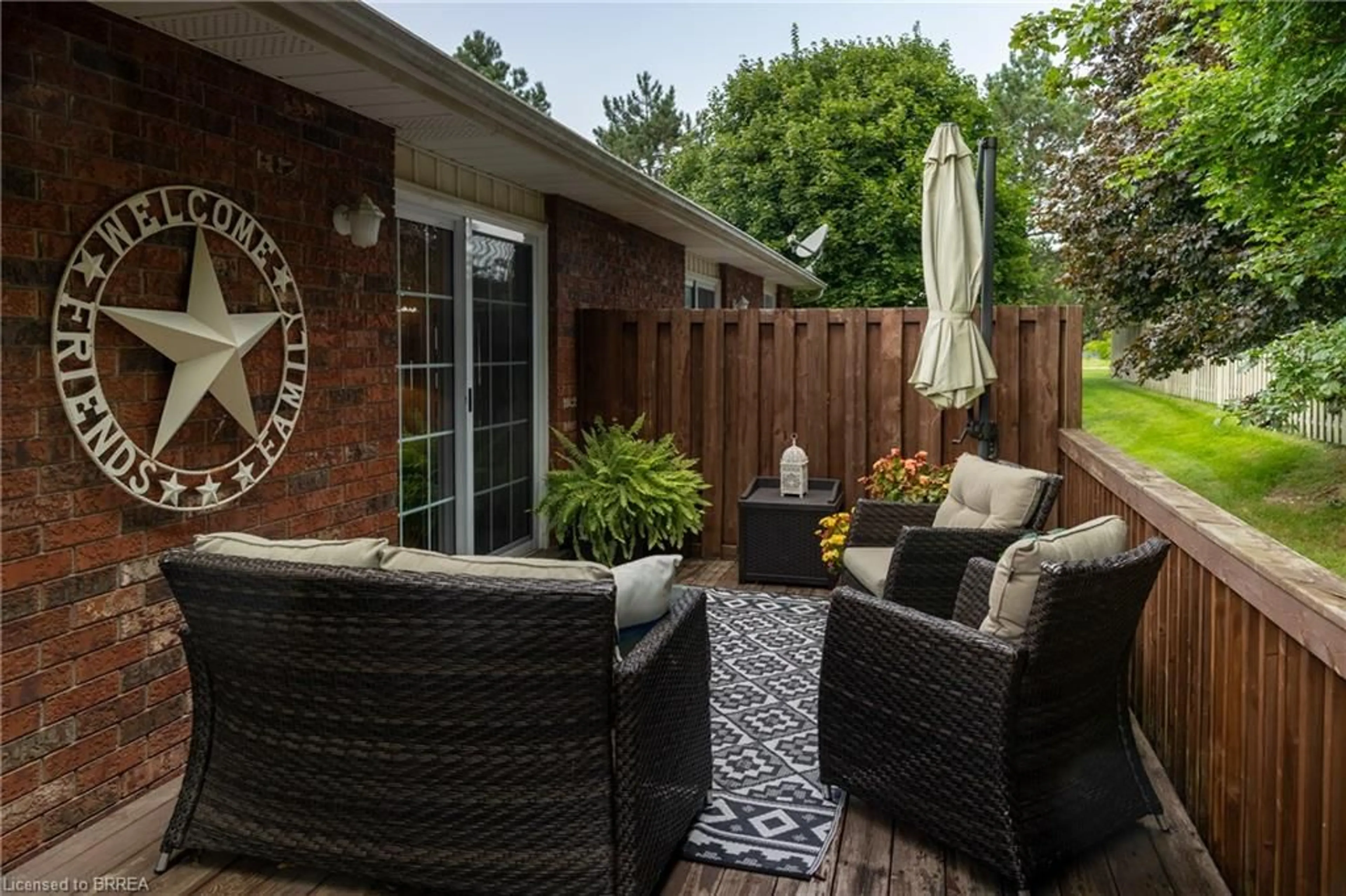 Patio, street for 5 Yin St #6, Waterford Ontario N0E 1Y0
