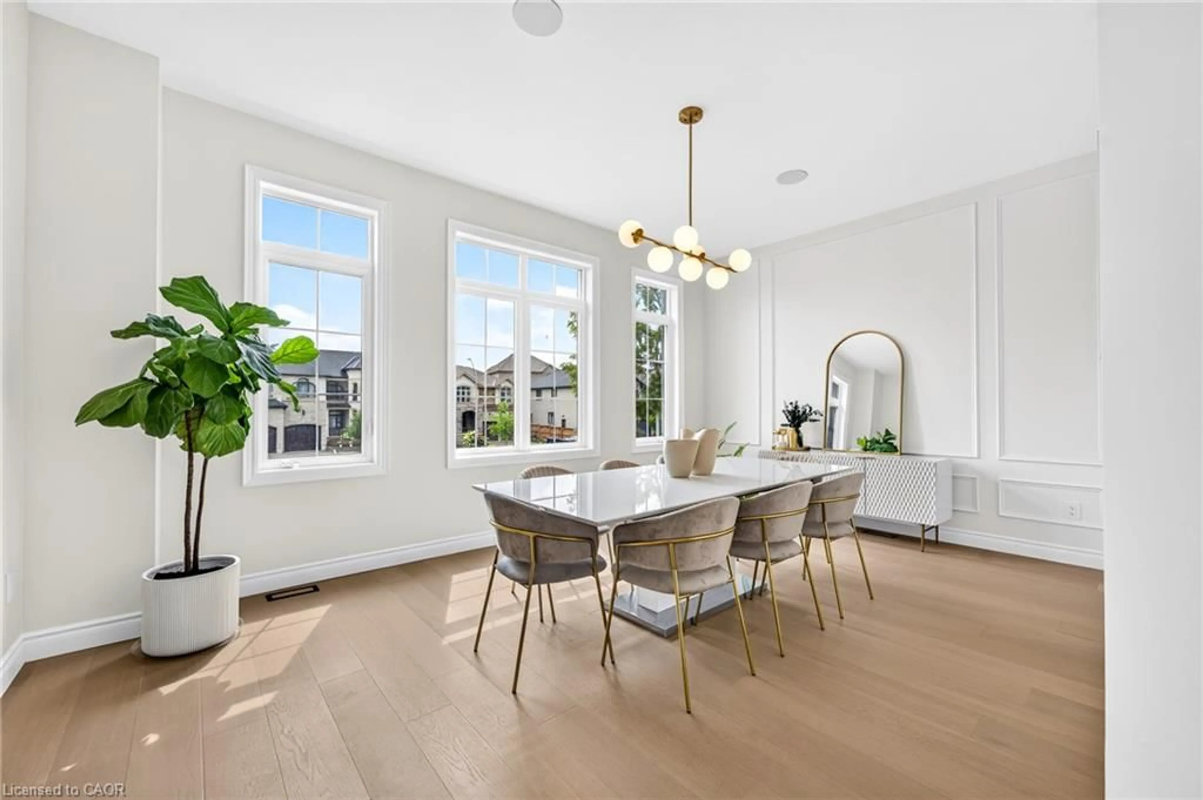 Dining room, unknown for 67 Cielo Crt, Hamilton Ontario L9B 0J1