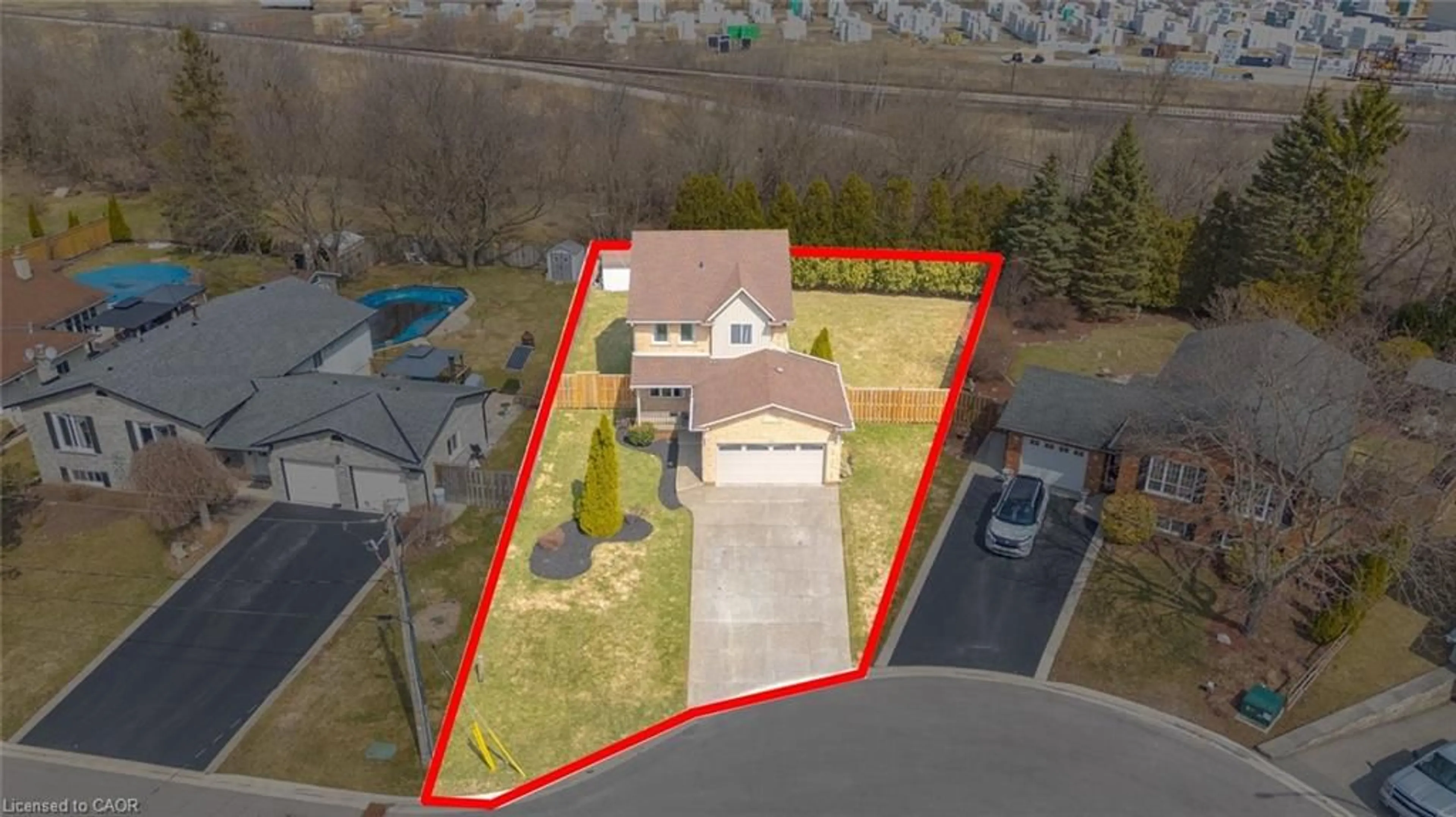 A pic from outside/outdoor area/front of a property/back of a property/a pic from drone, street for 200 Morrison Dr, Caledonia Ontario N3W 1A8