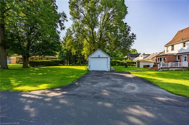 729 Norfolk St, Simcoe 5